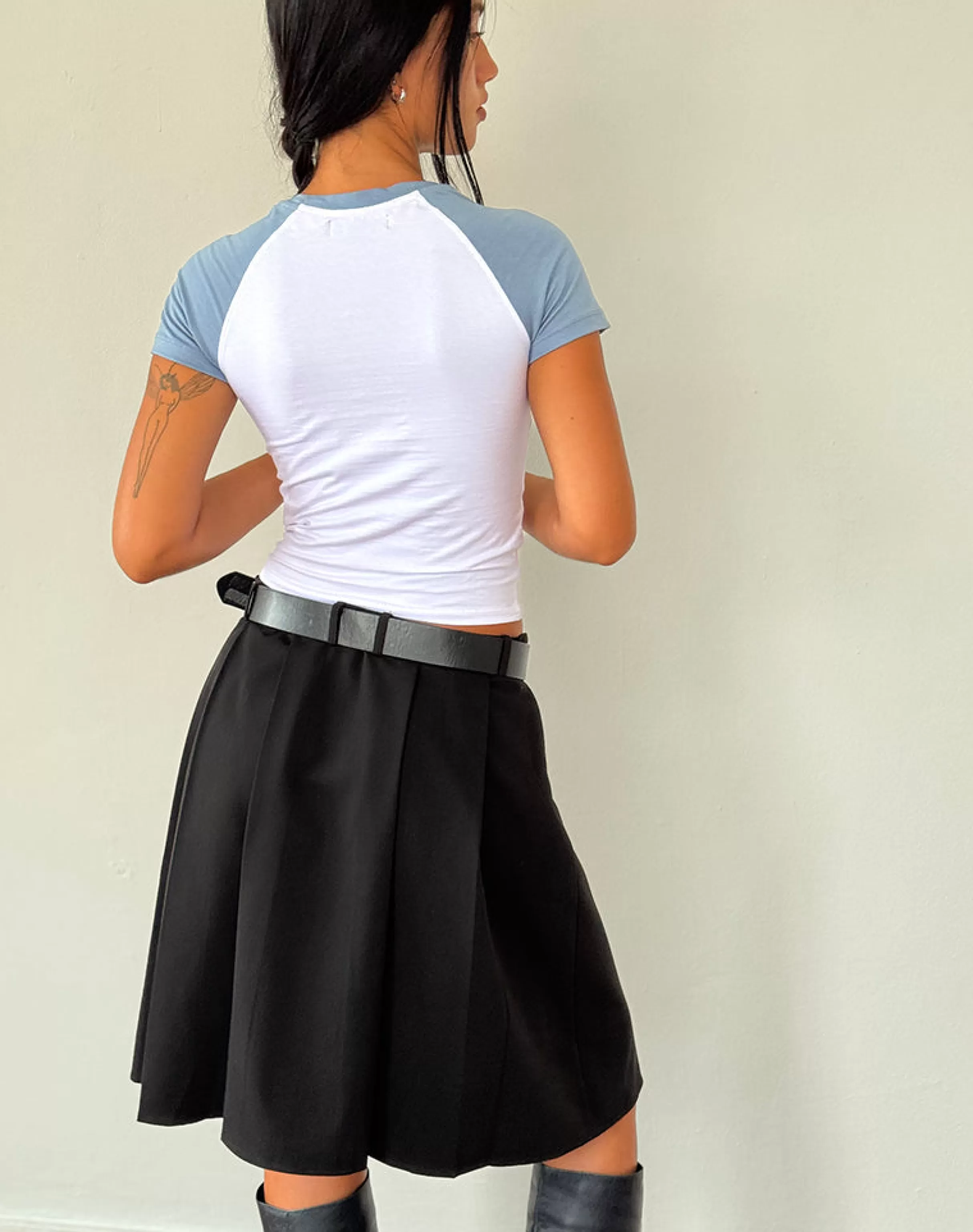 Discount Agneta Baby Tee In TEES | CROP TOPS