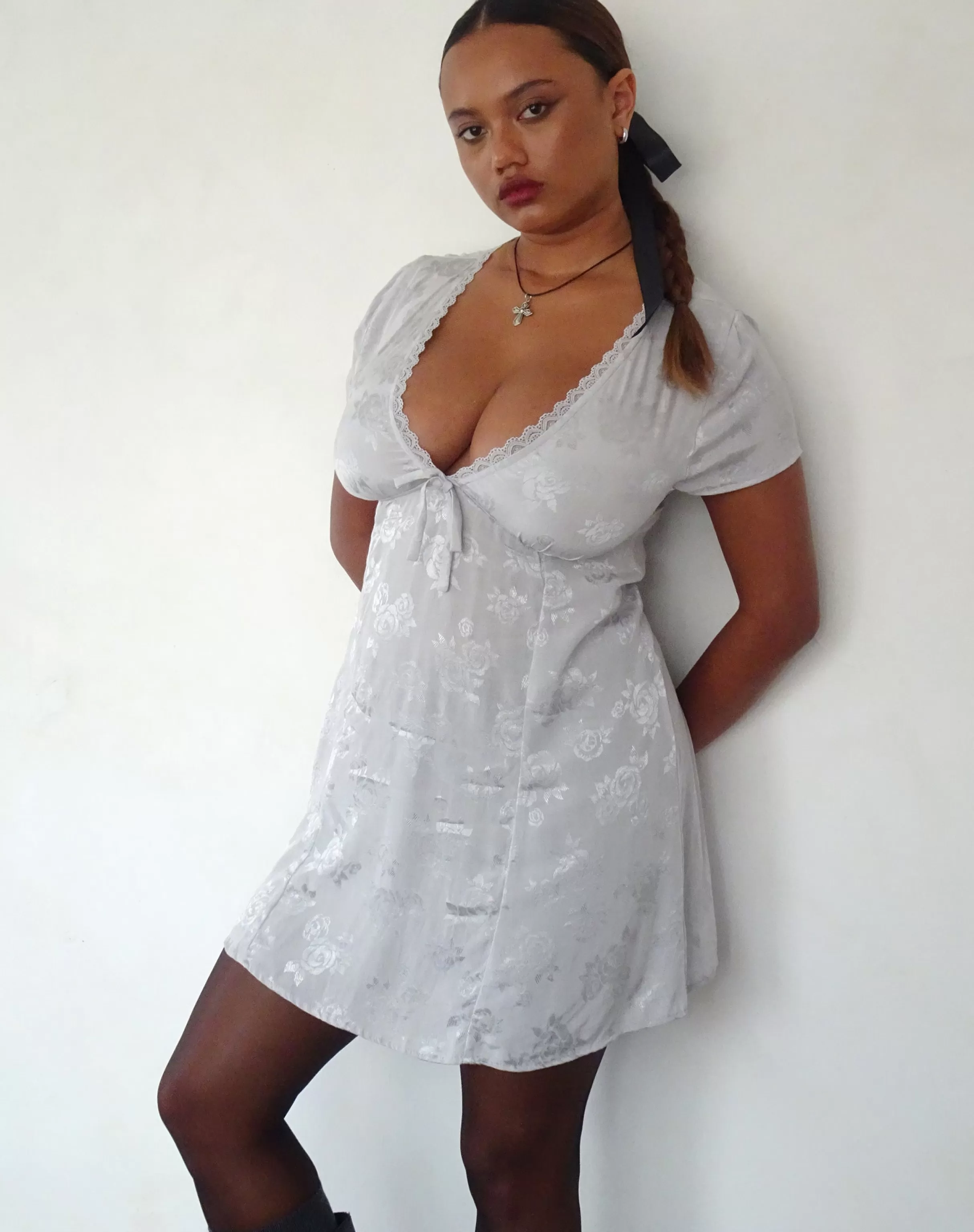 Cheap Anjalia Mini Dress In Satin Rose Silver Grey PRINTED DRESSES