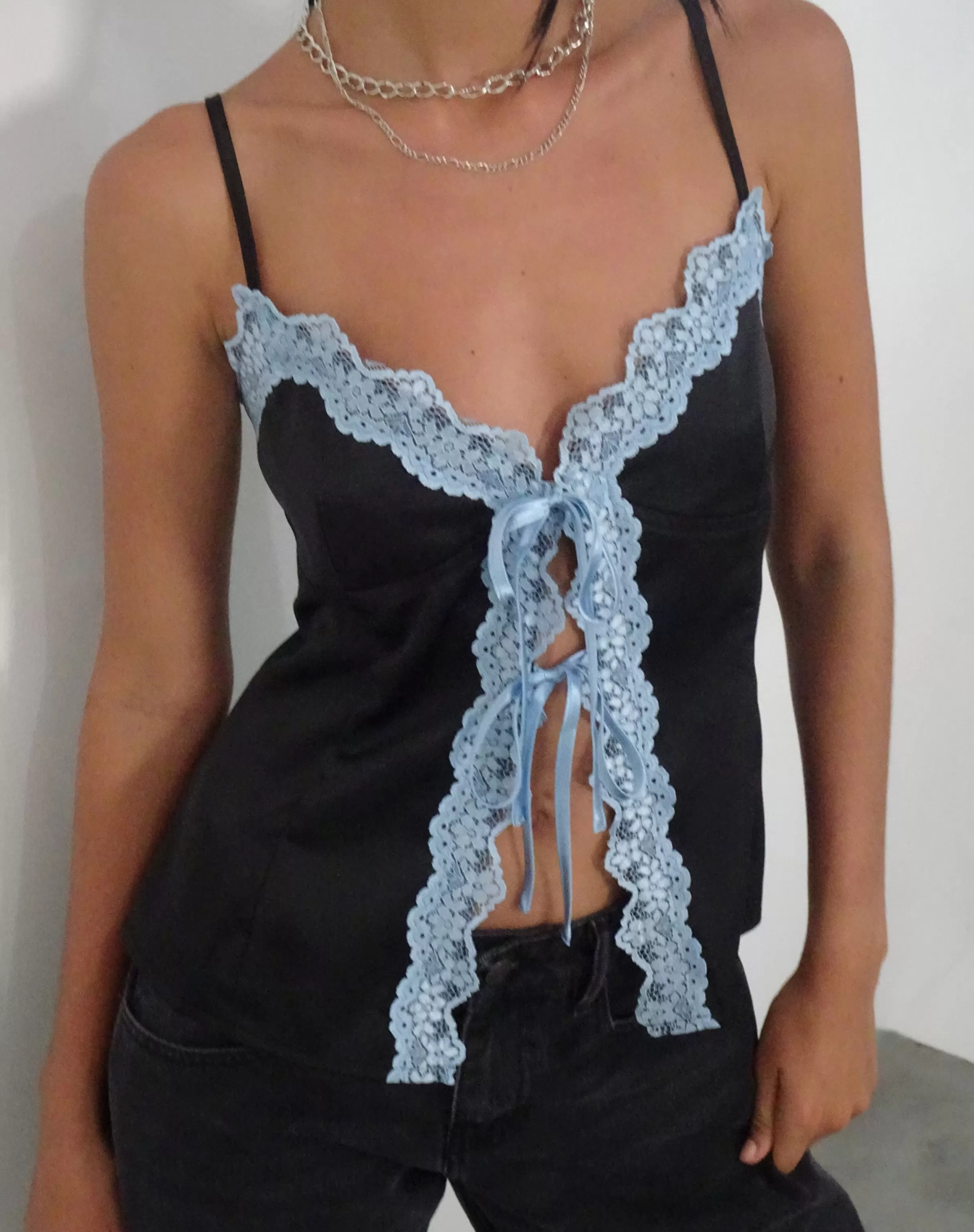 Clearance Bahela Tie Front Cami Top In Black With Blue Lace STRAPPY TOPS | CROP TOPS
