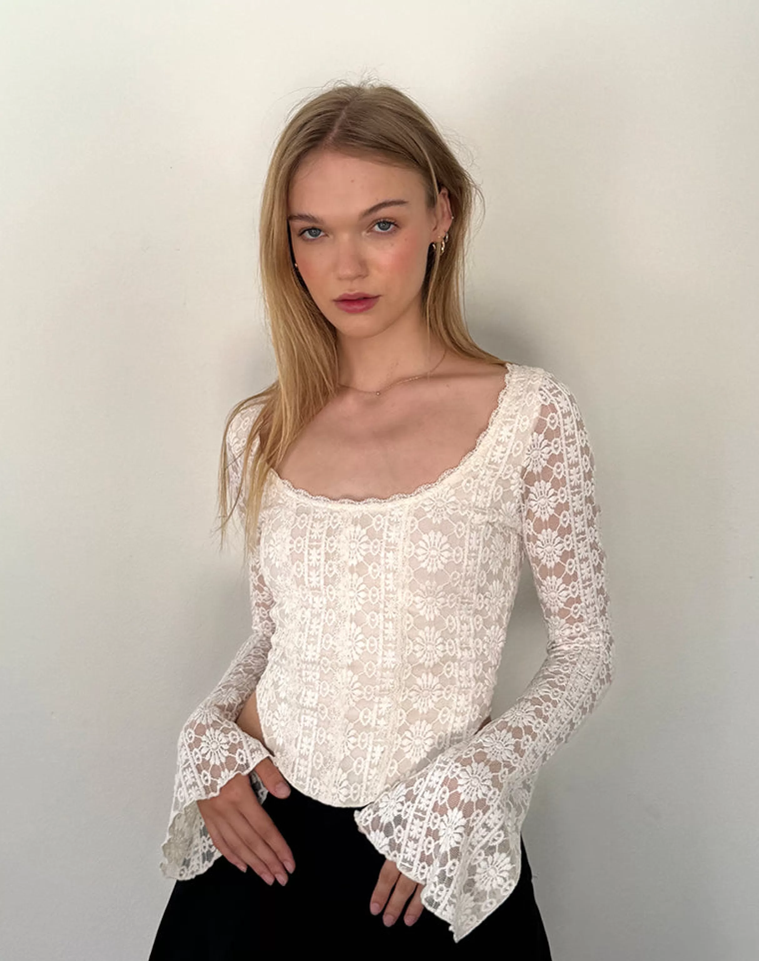 Discount Belle Long Sleeve Top In LACE TOPS