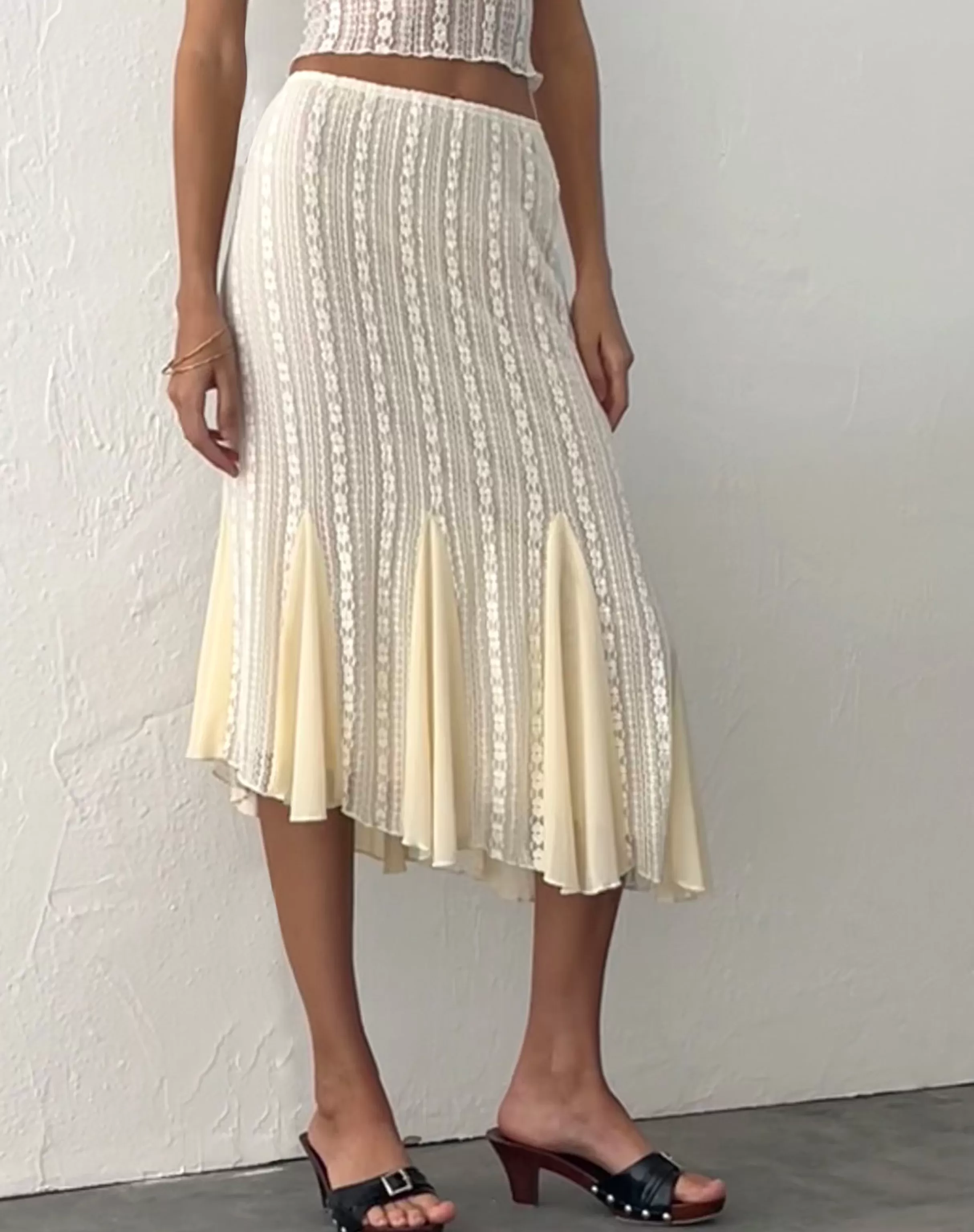 Flash Sale Betharia Frill Detail Midi Skirt In SALE SKIRTS | CO-ORDS