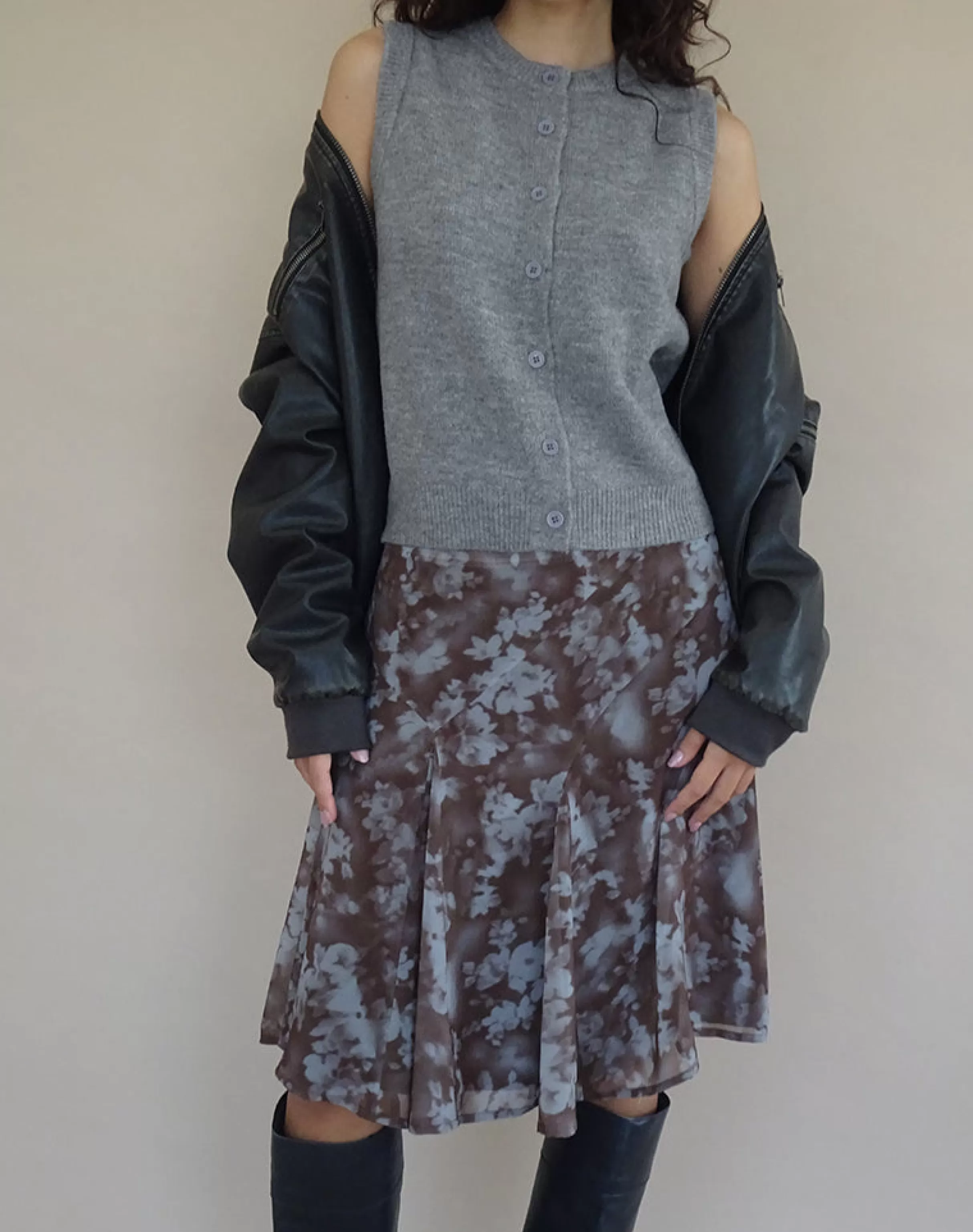 Outlet Cancri Button Through Vest In Grey VEST TOPS
