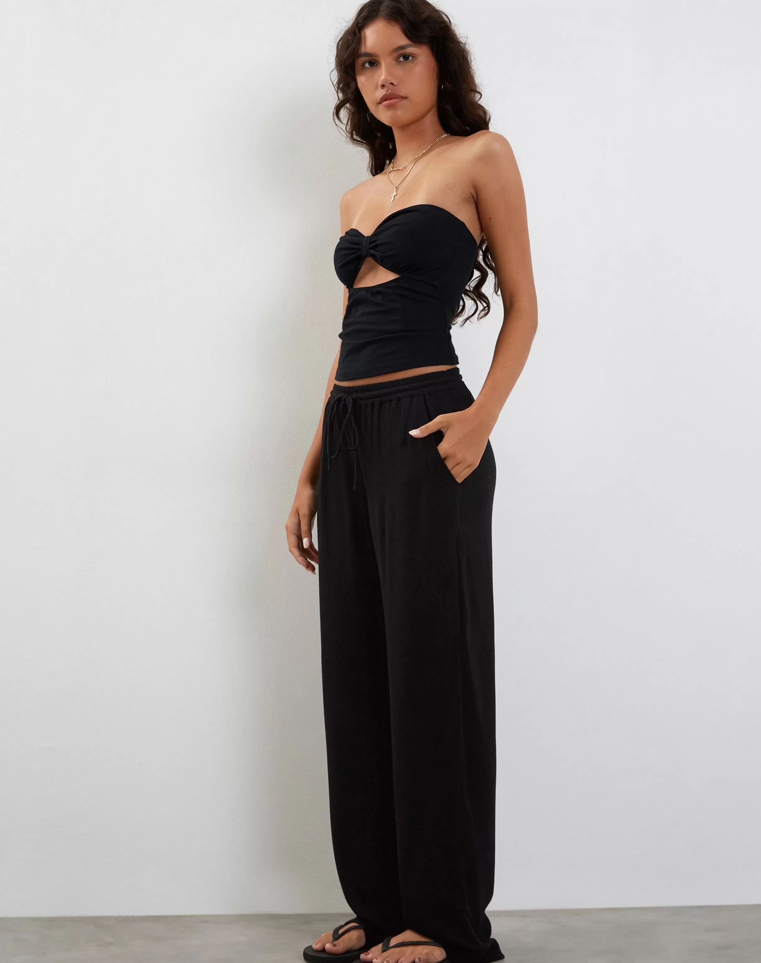 Hot Cisa Wide Leg Trouser In Crinkle Black WIDE LEG TROUSERS