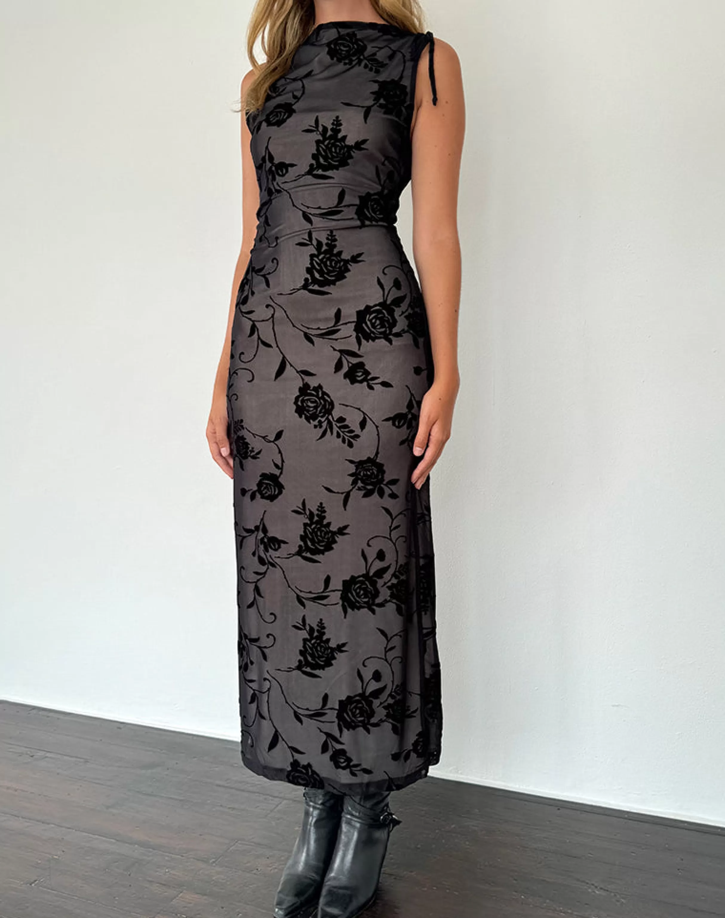 Store Estoria Midi Dress Black Rose Flock PRINTED DRESSES | BODYCON DRESSES