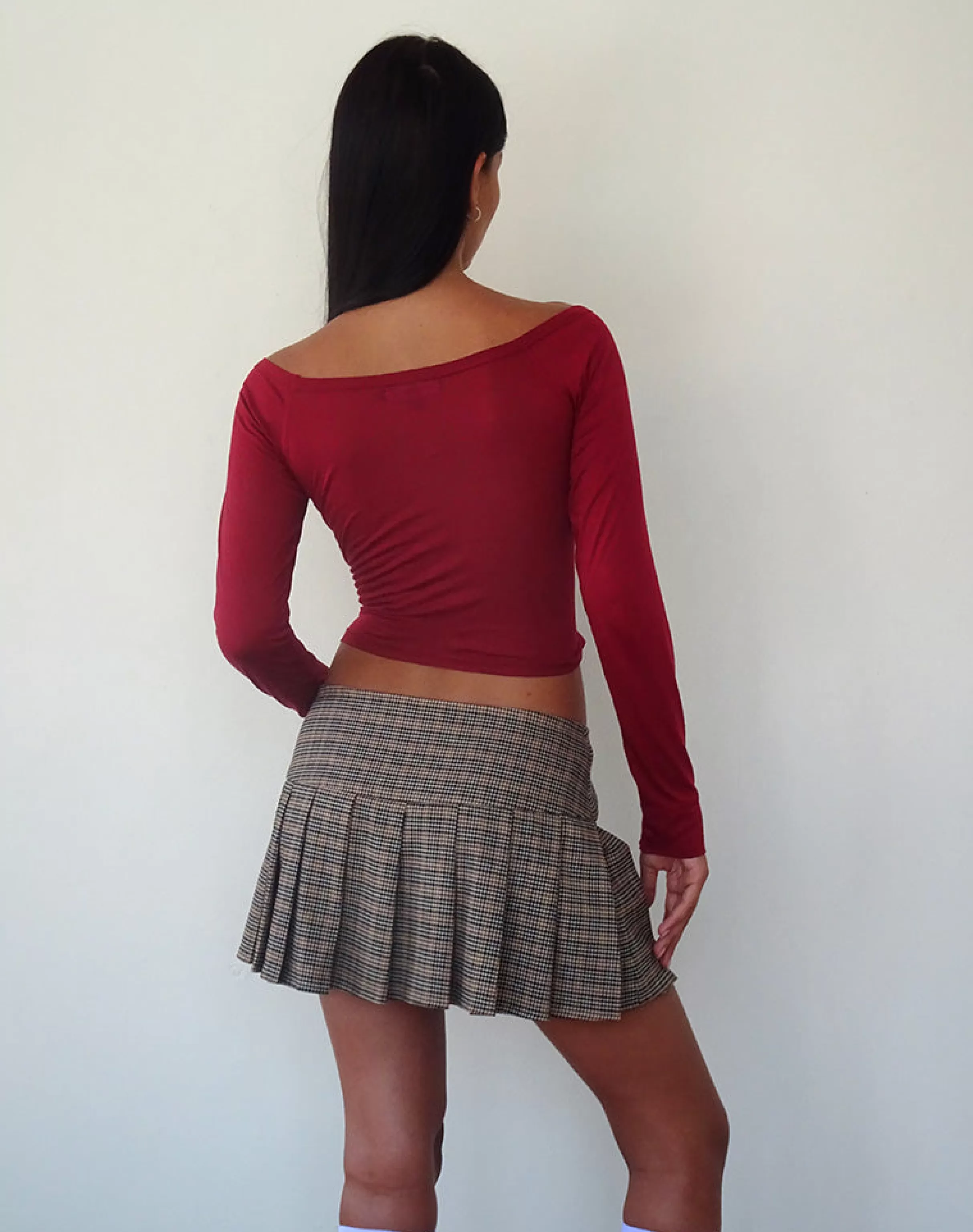 Flash Sale Gavya Long Sleeve Tissue Jersey Bardot Crop Top In BASICS | BASIC TOPS