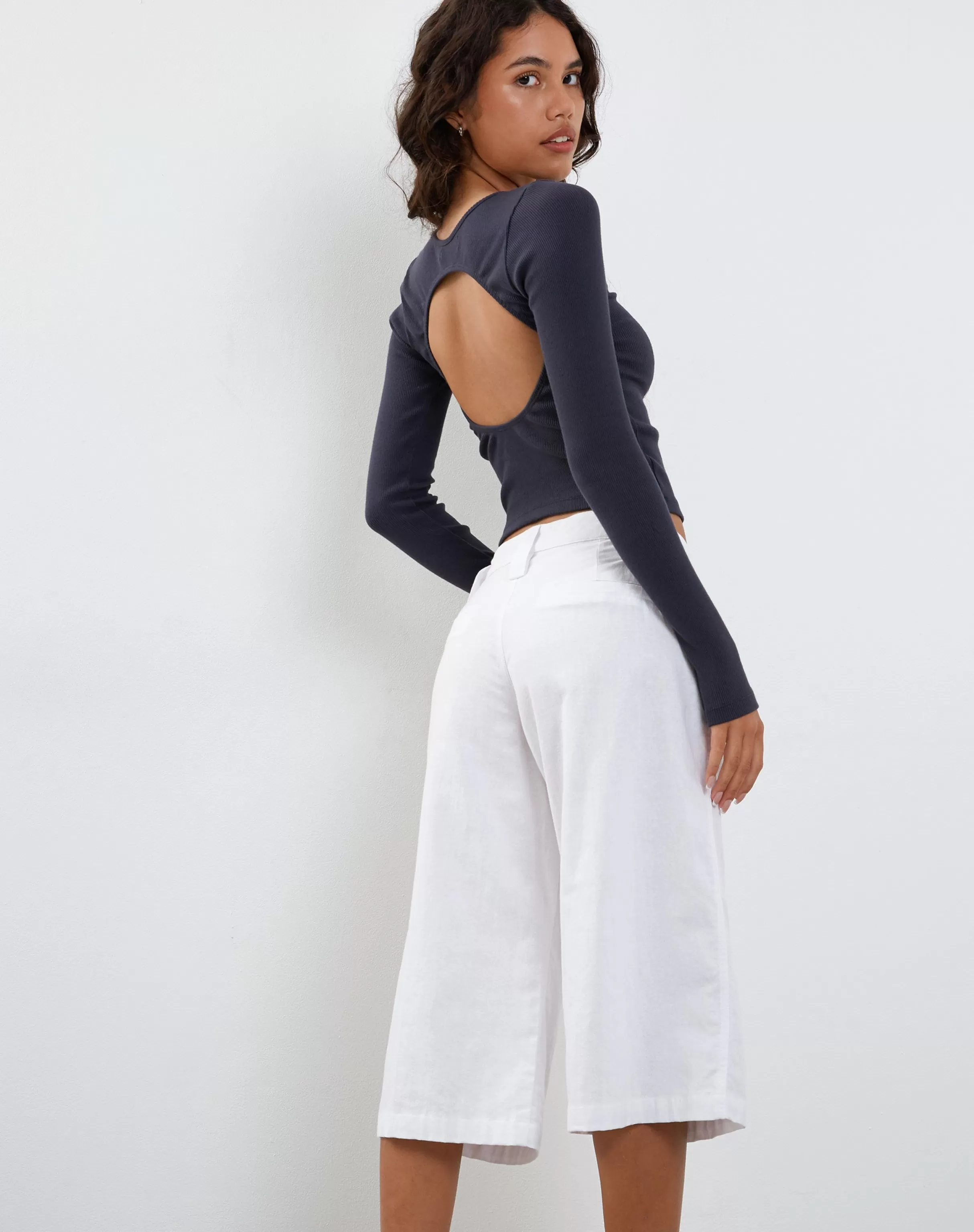 Flash Sale Gelbon Open Back Long Sleeve Top In SALE TOPS