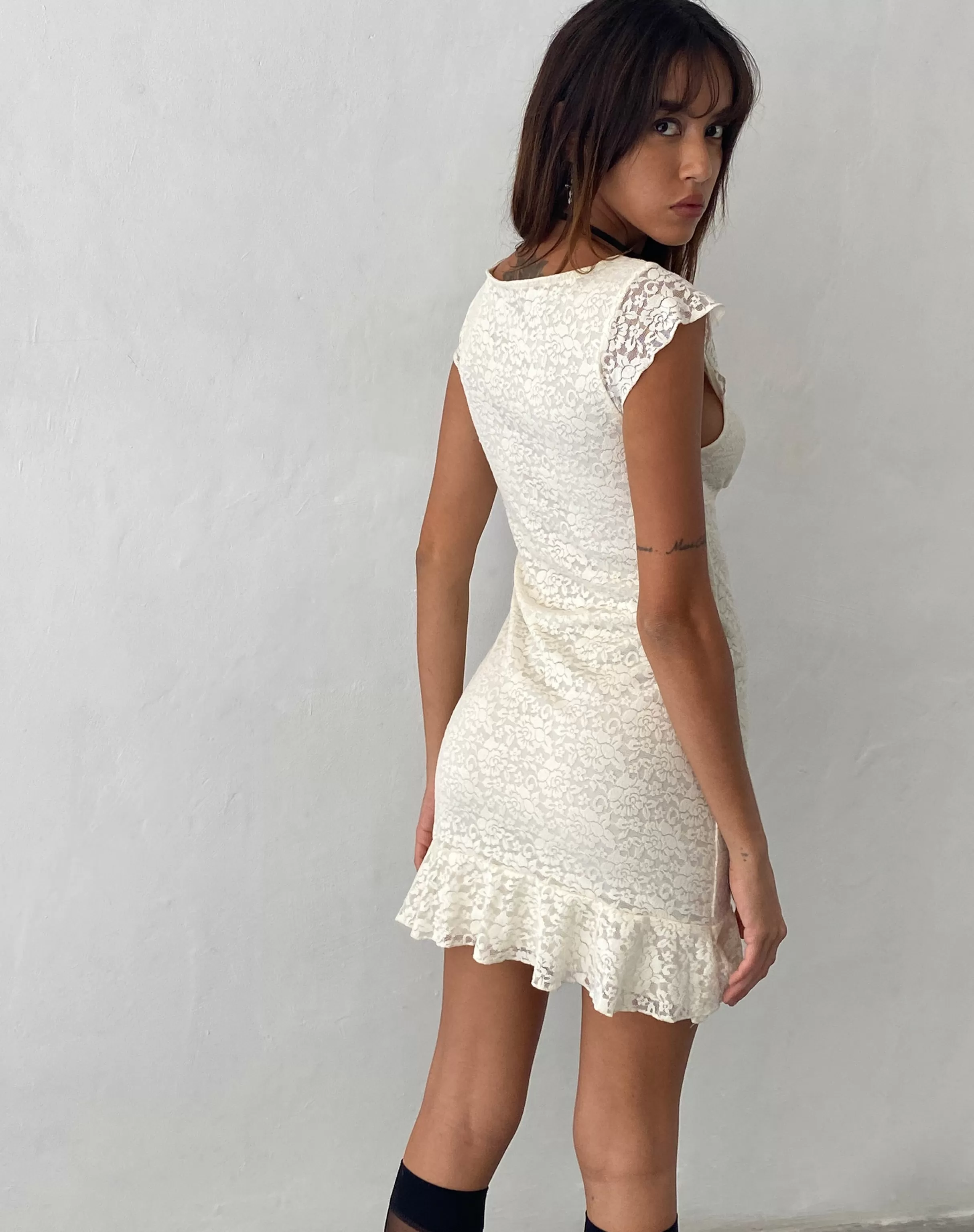 Hot Ginevra Frill Hem Mini Dress In Rose Lace SALE DRESSES