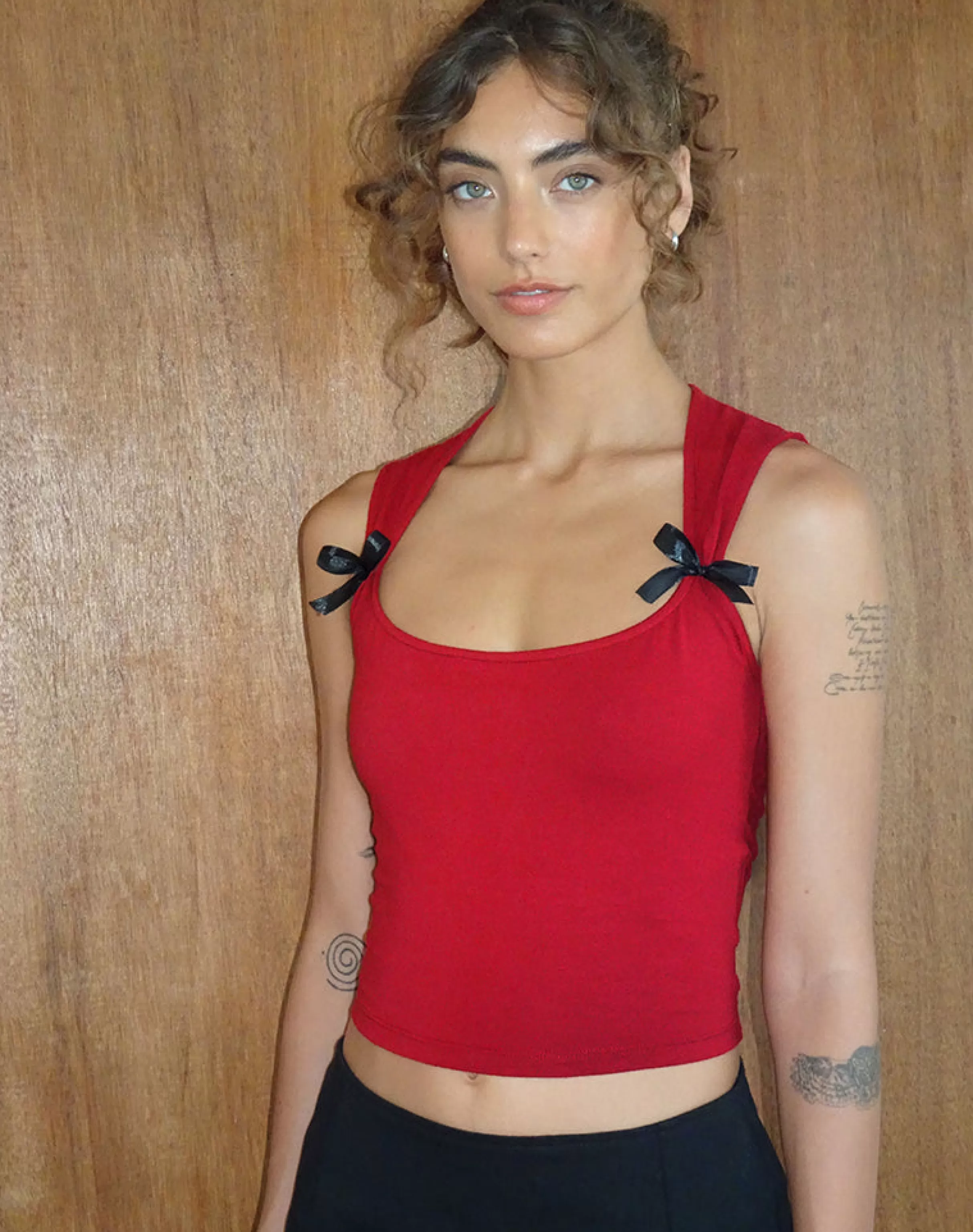 Discount Jiniso Crop Top In BASIC TOPS | GOING OUT TOPS
