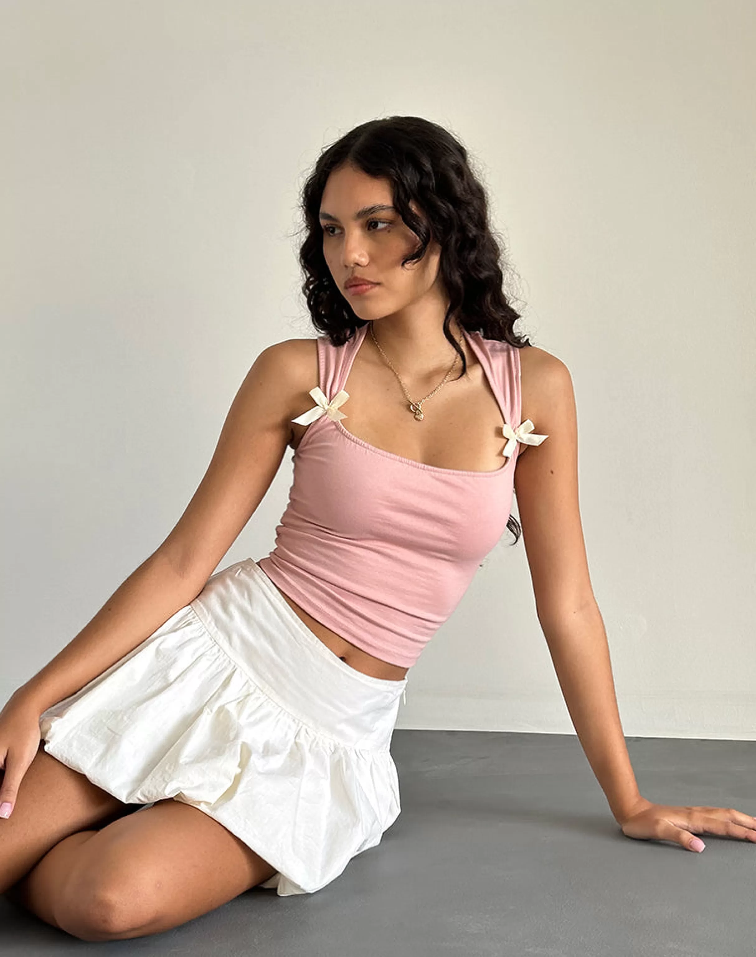 Outlet Jiniso Crop Top In BASICS | GOING OUT TOPS