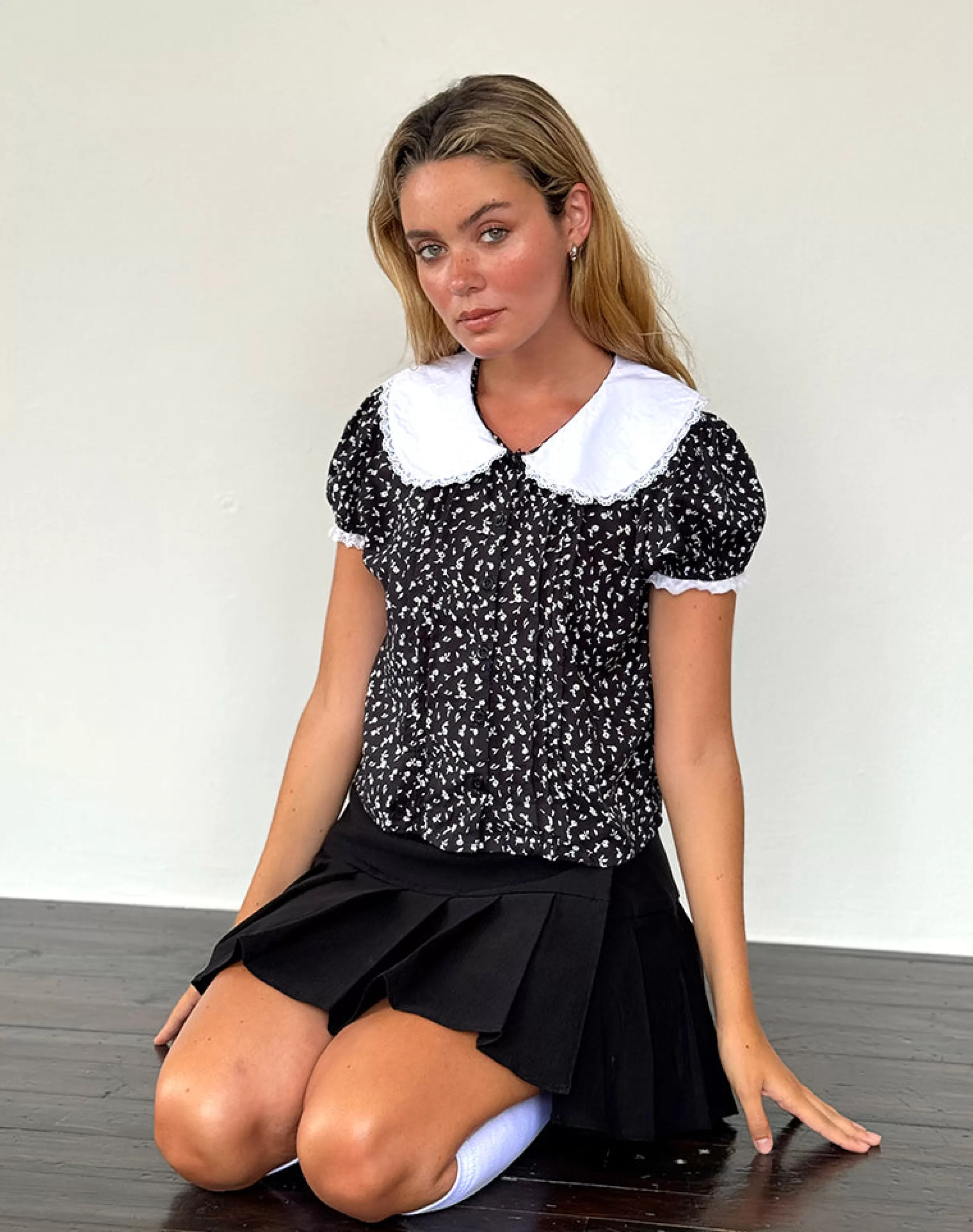 Flash Sale Jisoya Blouse In Black Ditsy Romance SHIRTS AND BLOUSES | PRINTED TOPS