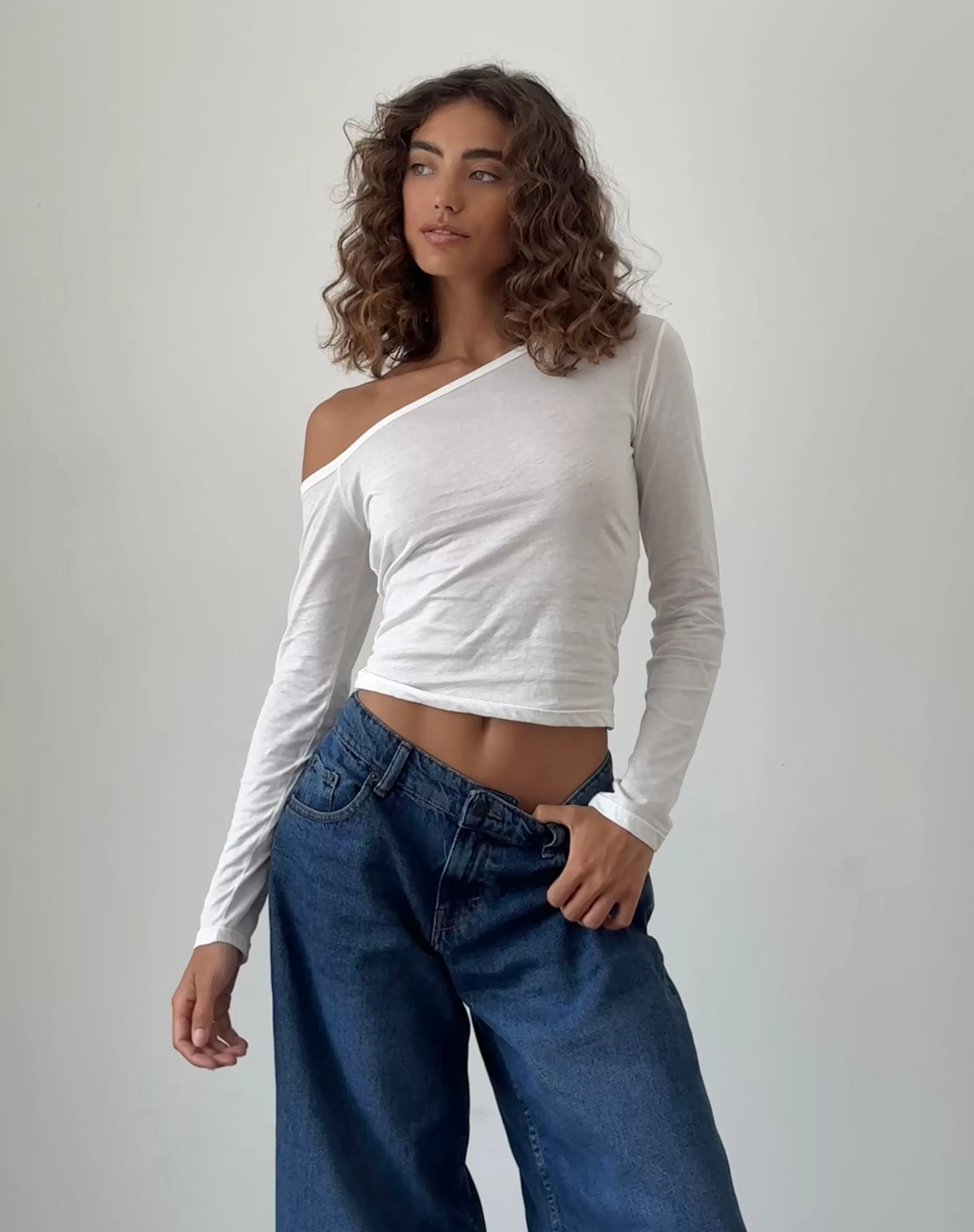 Discount Ledez Asymmetric Slouchy Top In LONG SLEEVE TOPS