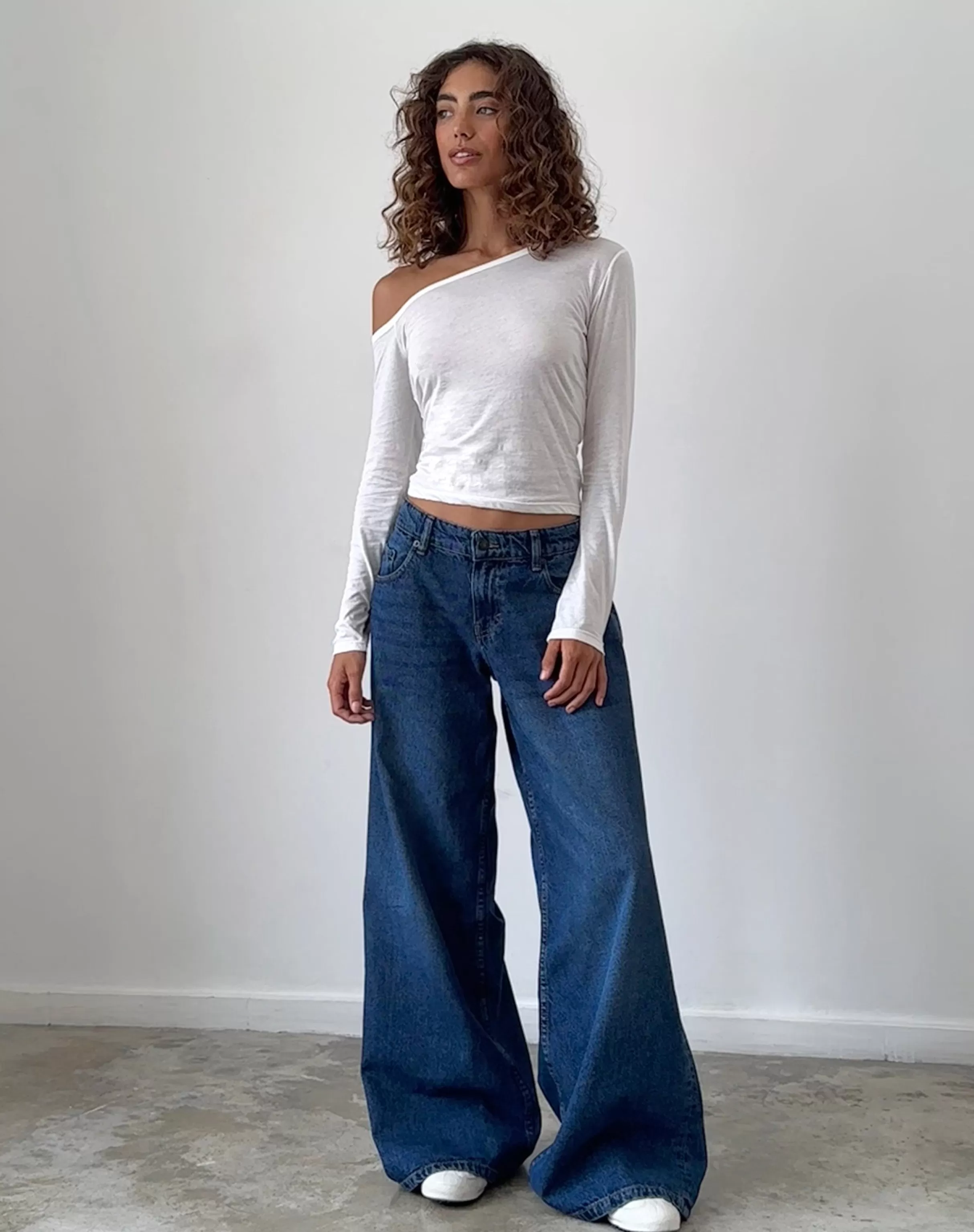 Discount Ledez Asymmetric Slouchy Top In LONG SLEEVE TOPS