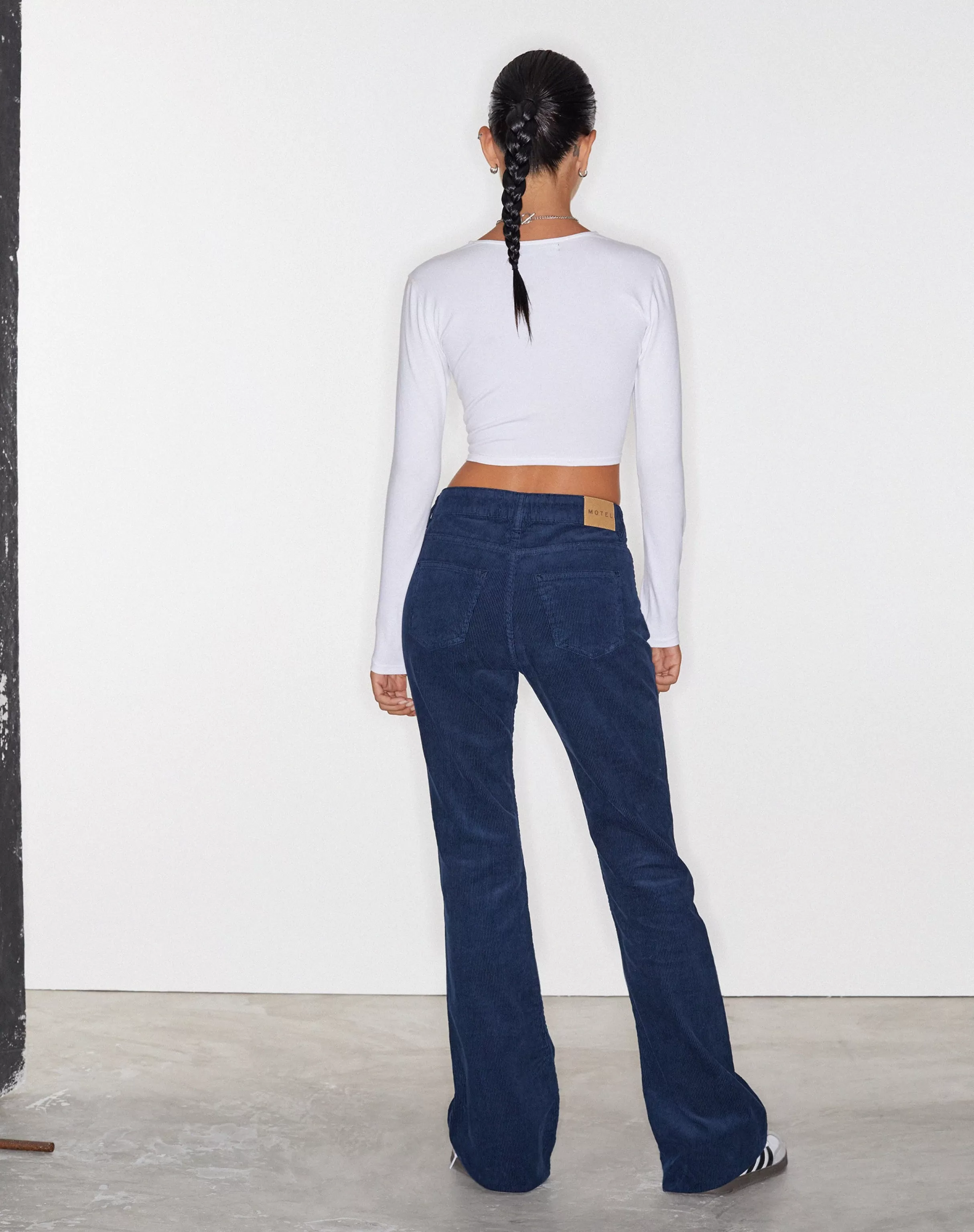 Outlet Low Rise Bootleg Jeans In LOW RISE JEANS