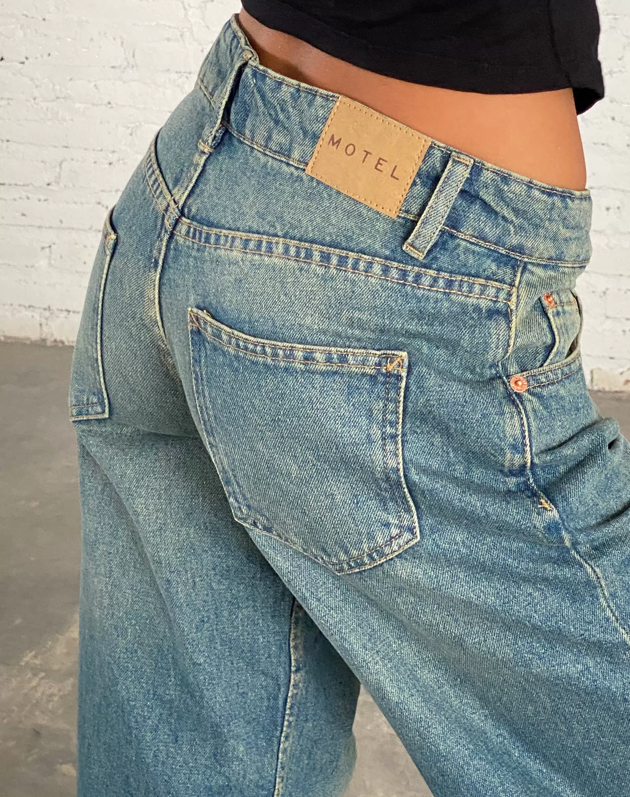Discount Low Rise Parallel Jeans In JEANS | PARALLEL JEANS