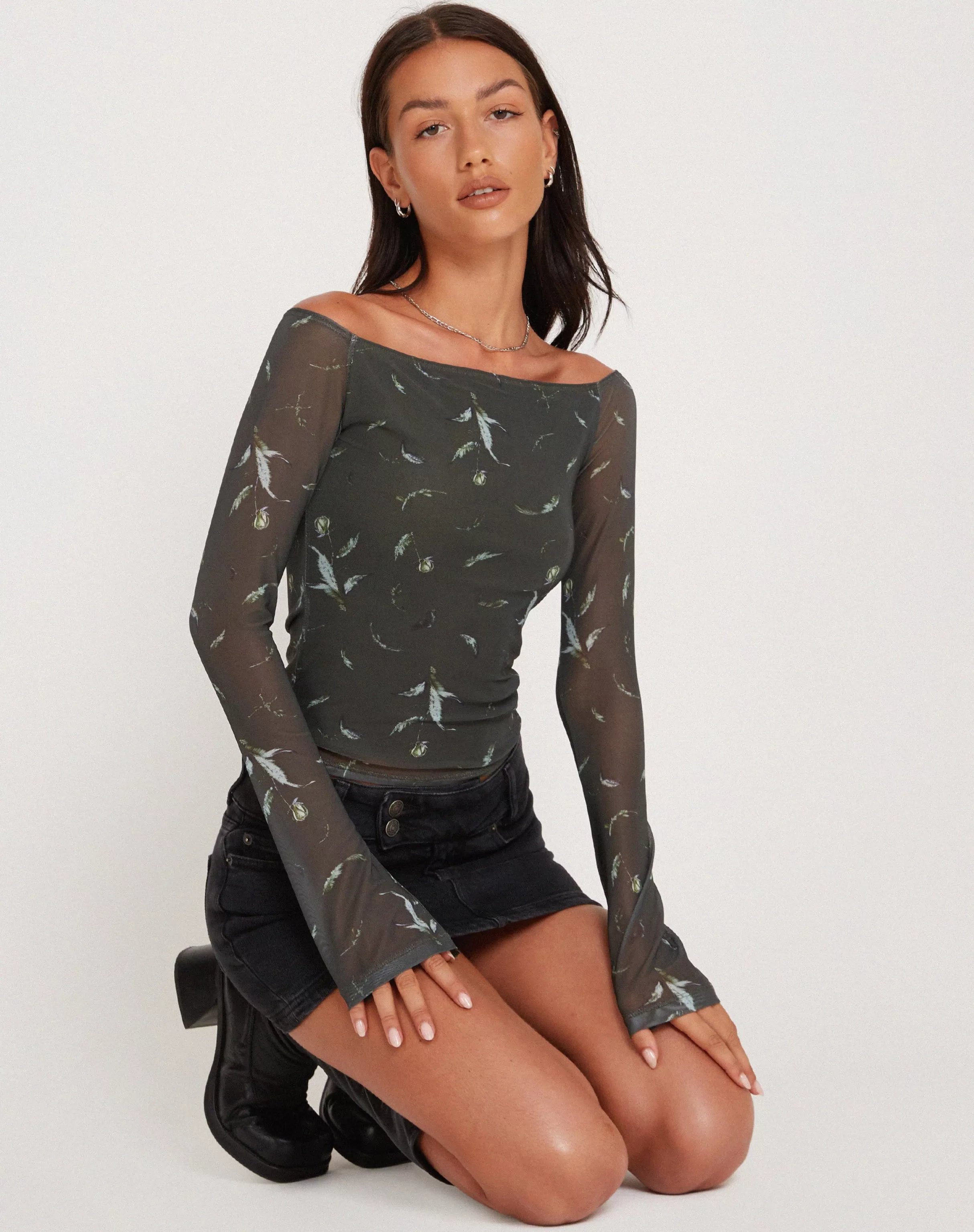 Store Neira Long Sleeve Mesh Bardot Top In PRINTED TOPS