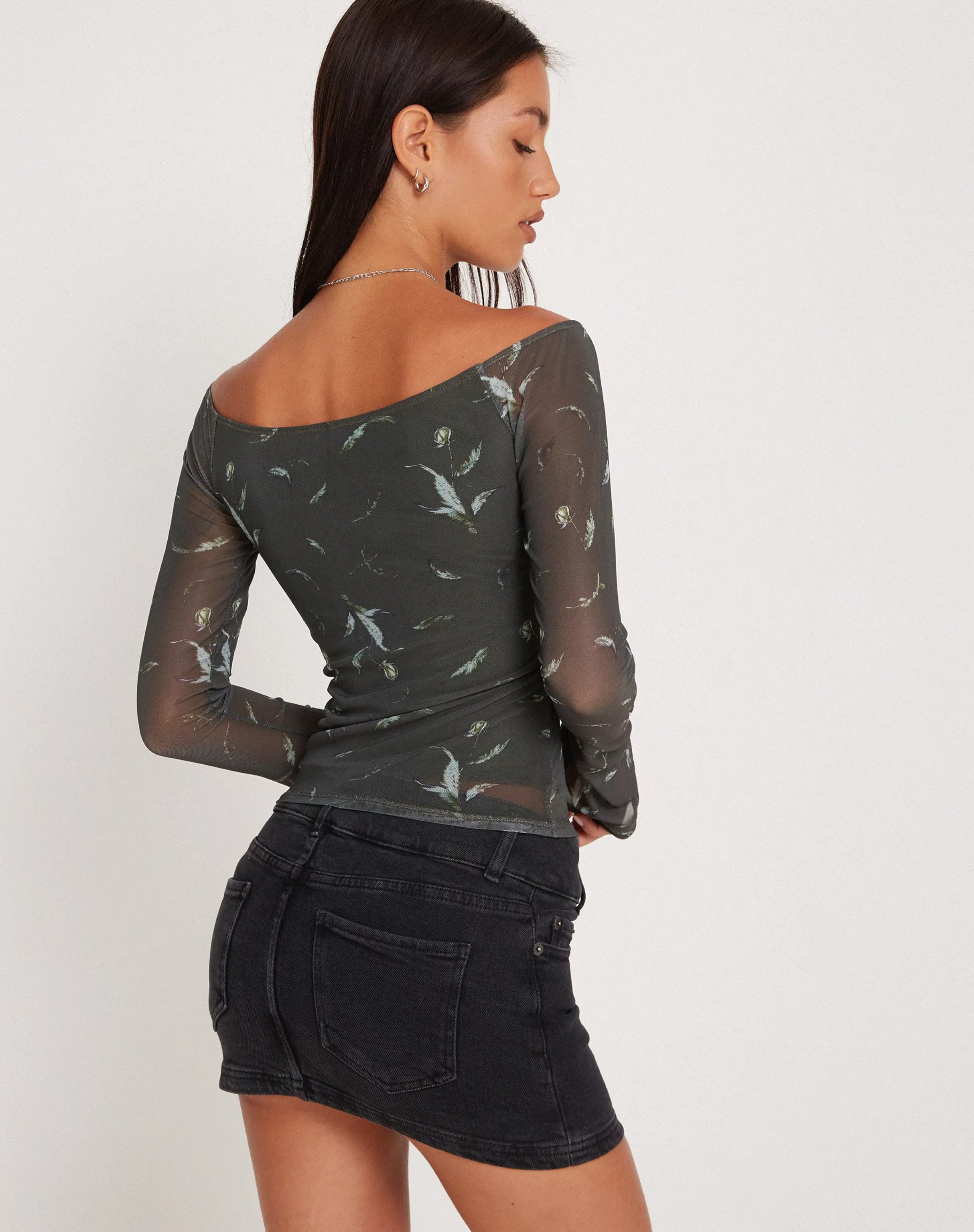 Store Neira Long Sleeve Mesh Bardot Top In PRINTED TOPS