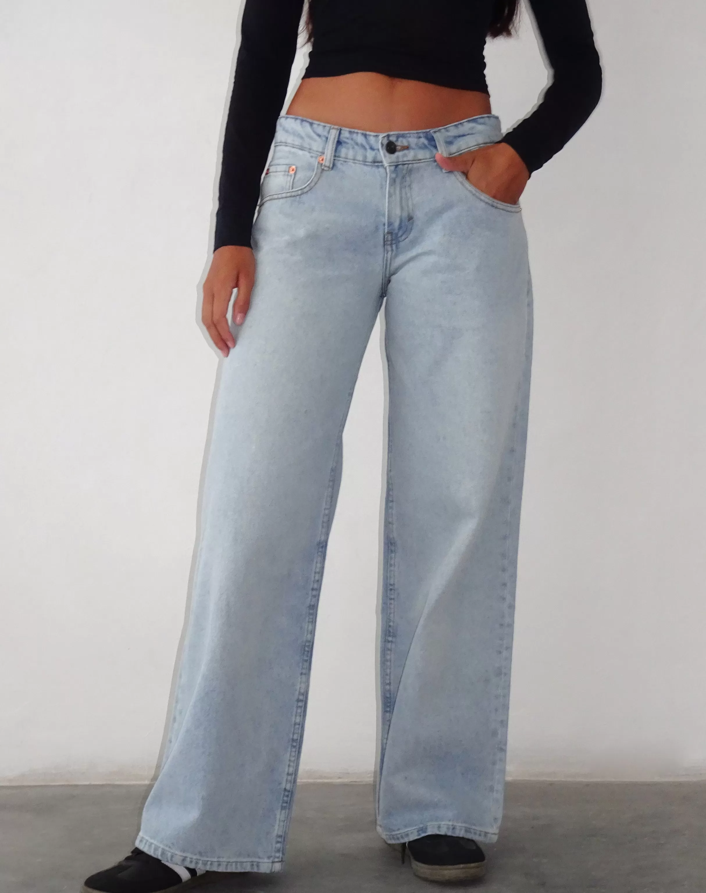 Online Roomy Extra Wide Low Rise Jeans In Extreme Light Blue Wash ROOMY JEANS | WIDE LEG JEANS