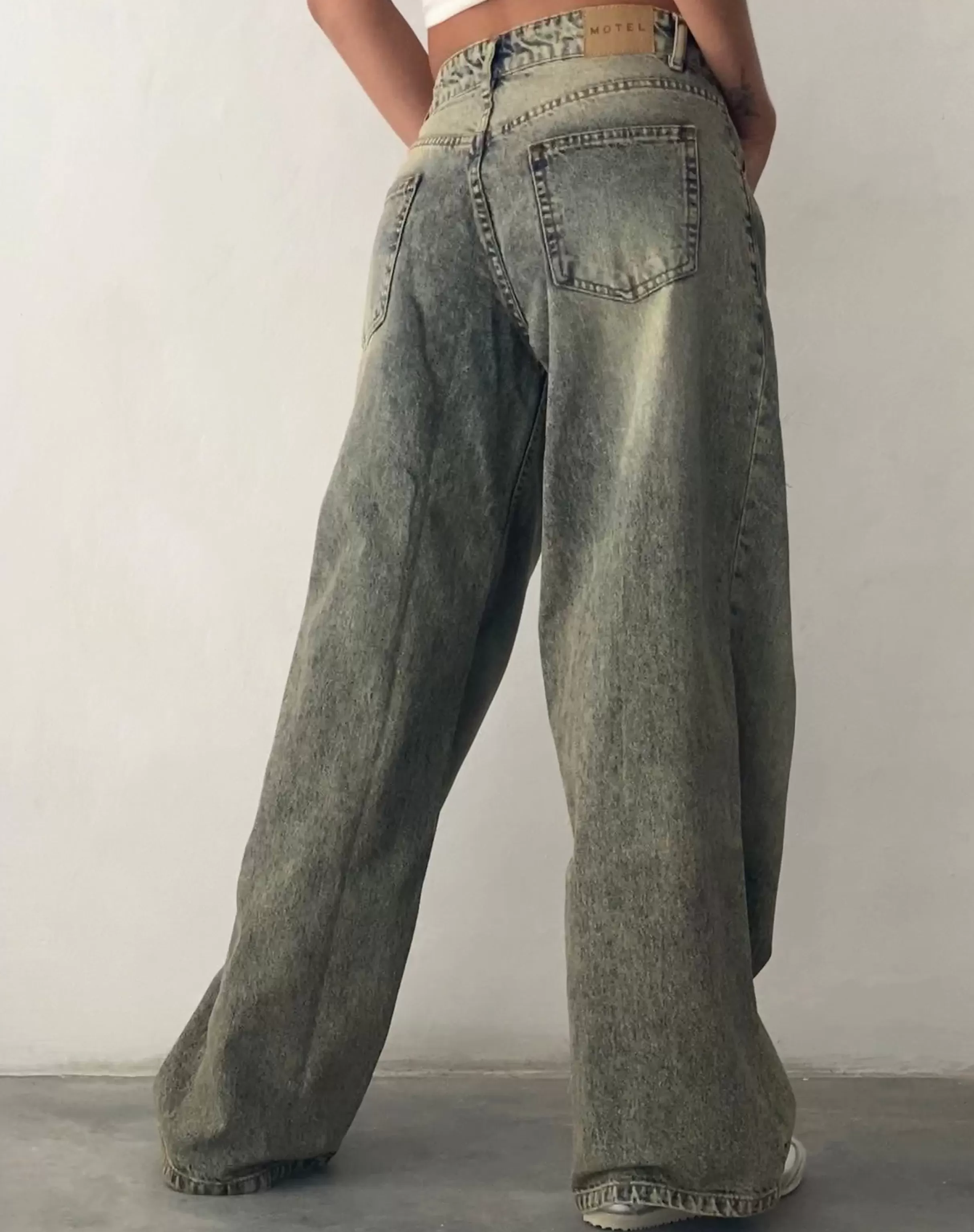Flash Sale Roomy Extra Wide Low Rise Jeans In JEANS | ROOMY JEANS