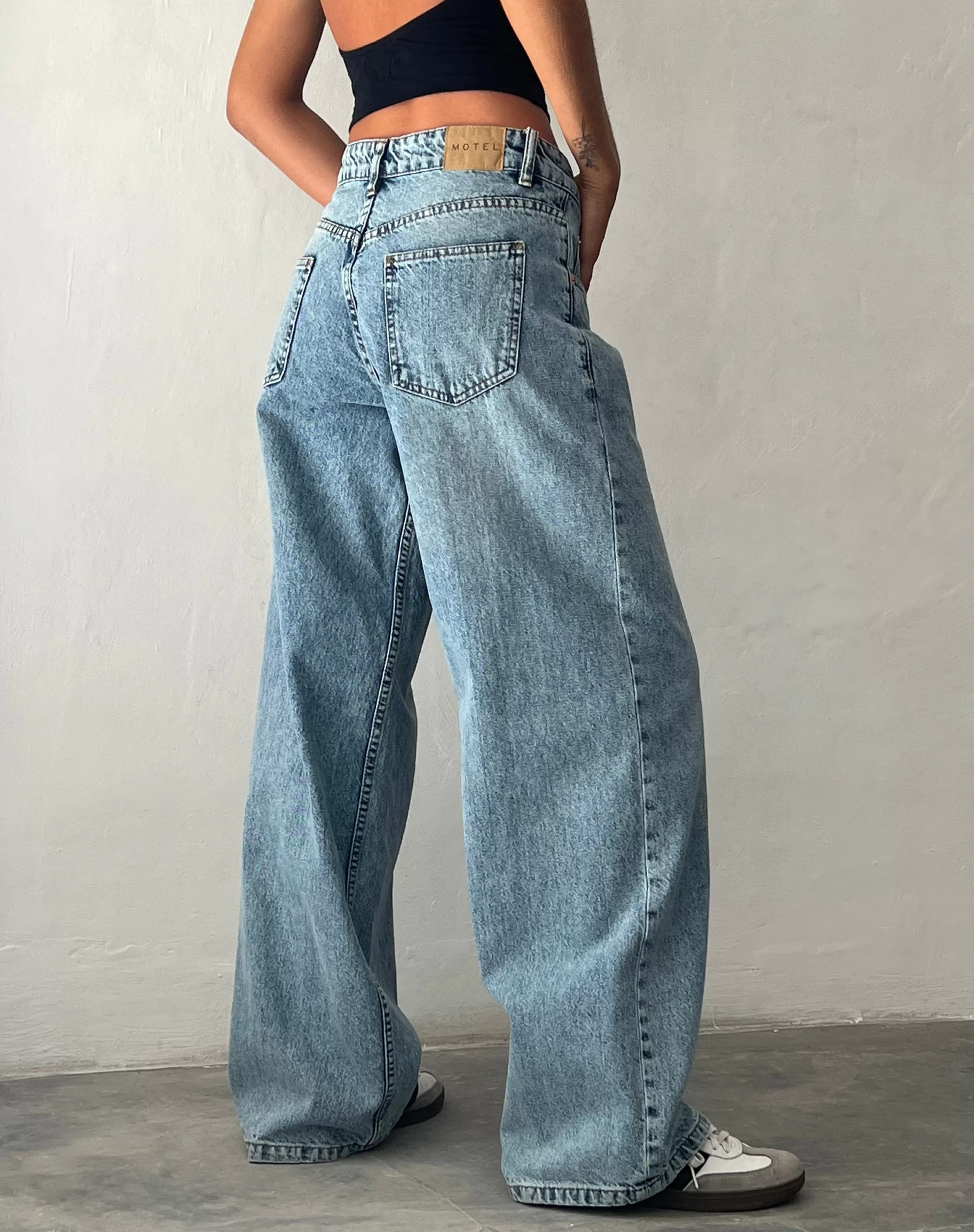 Best Sale Roomy Extra Wide Low Rise Jeans In JEANS | ROOMY JEANS
