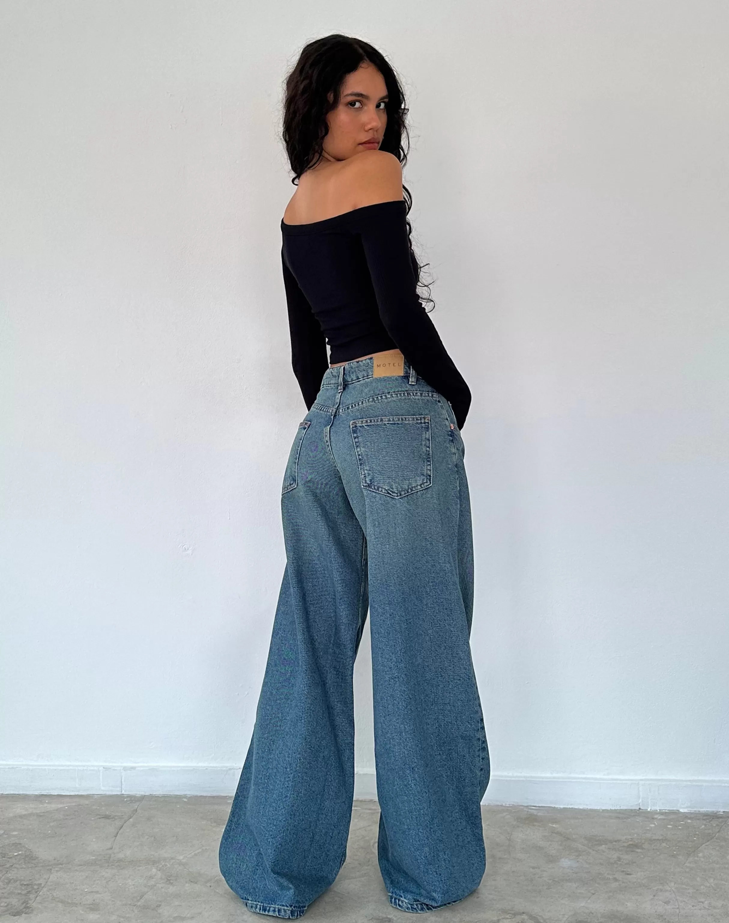 Flash Sale Roomy Oversized Low Rise Jeans In JEANS | ROOMY JEANS
