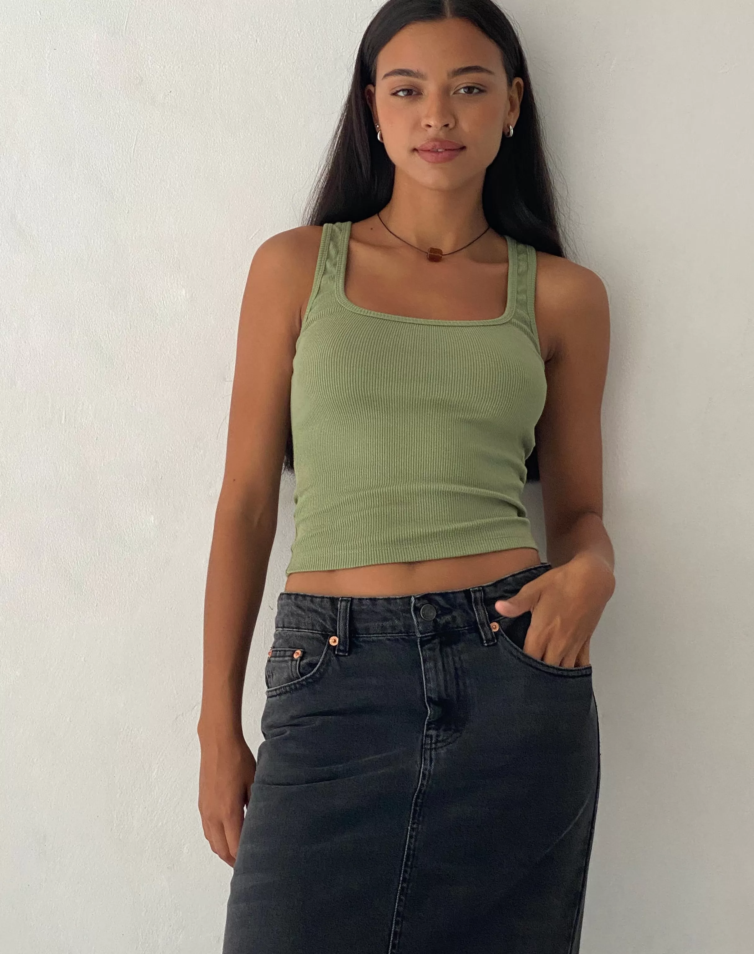 Store Roxe Ribbed Vest Top In Dark VEST TOPS