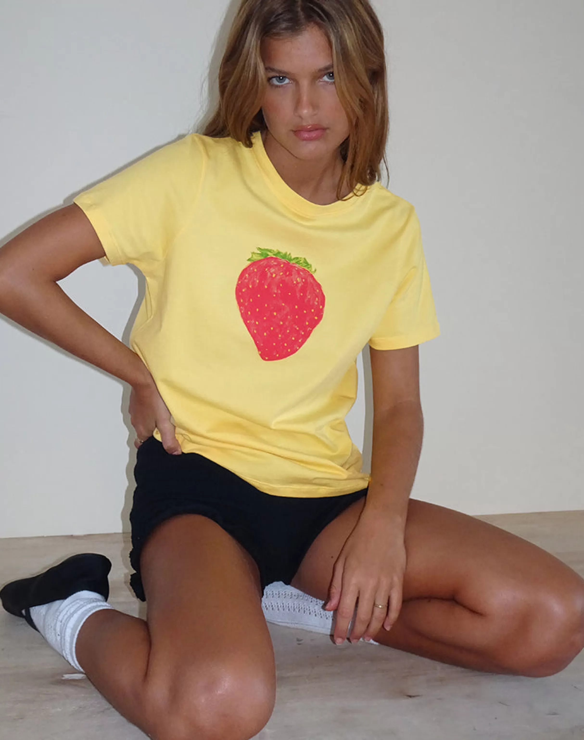 Hot Saki Tee In STRAWBERRY GIRL | BASIC TOPS