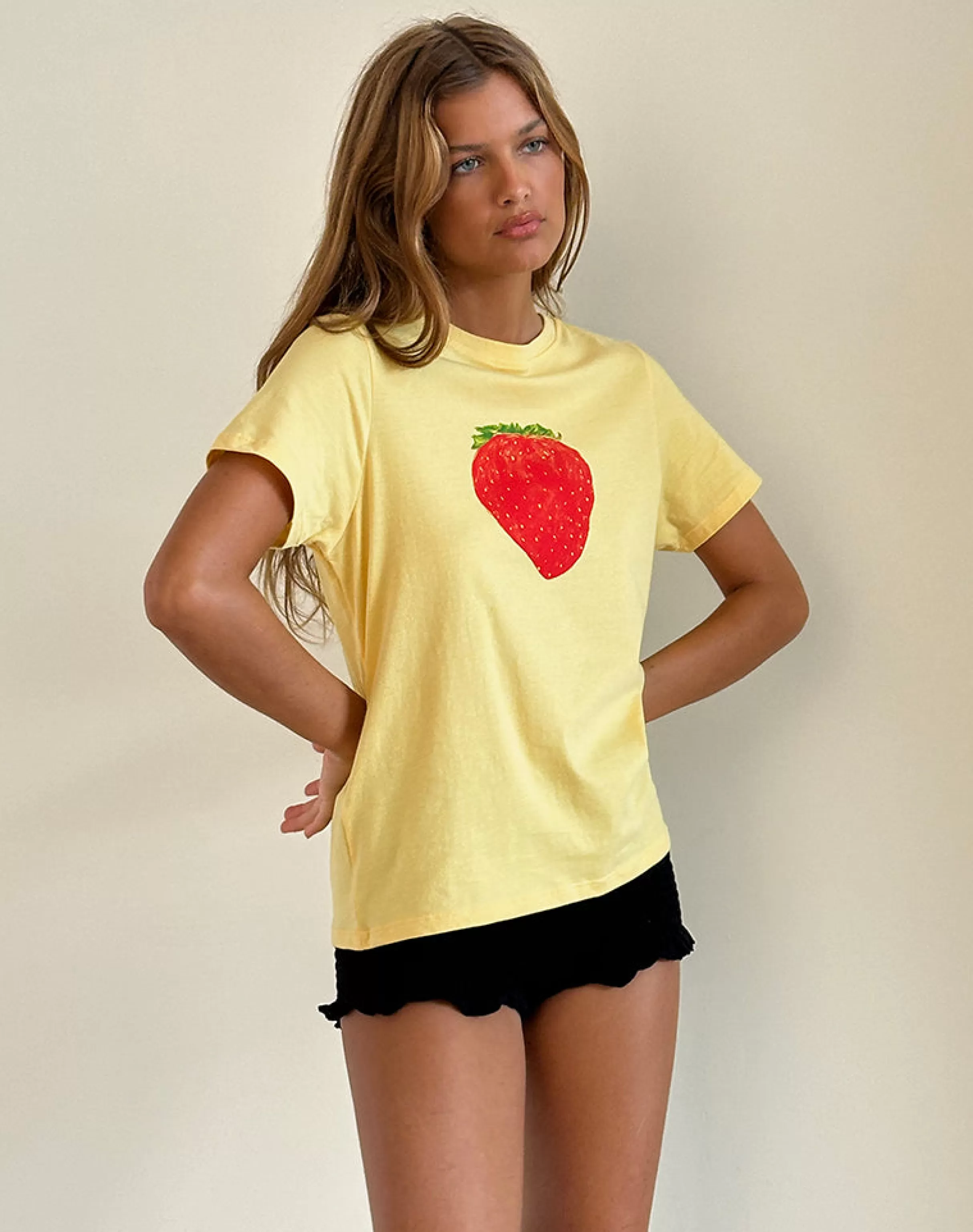 Hot Saki Tee In STRAWBERRY GIRL | BASIC TOPS