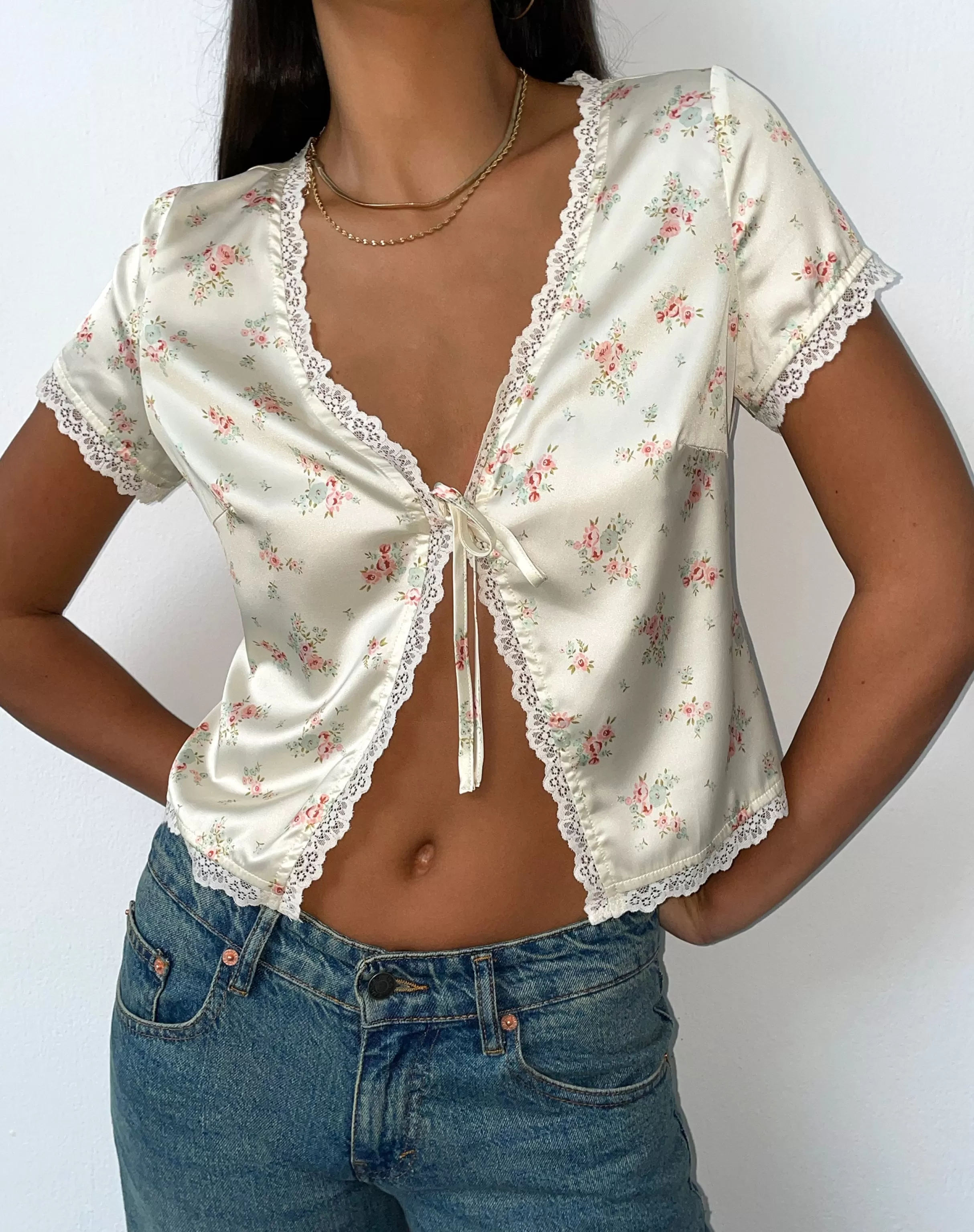 Flash Sale Selene Tie Front Top In Satin Vintage Rose Garland SALE TOPS | PRINTED TOPS