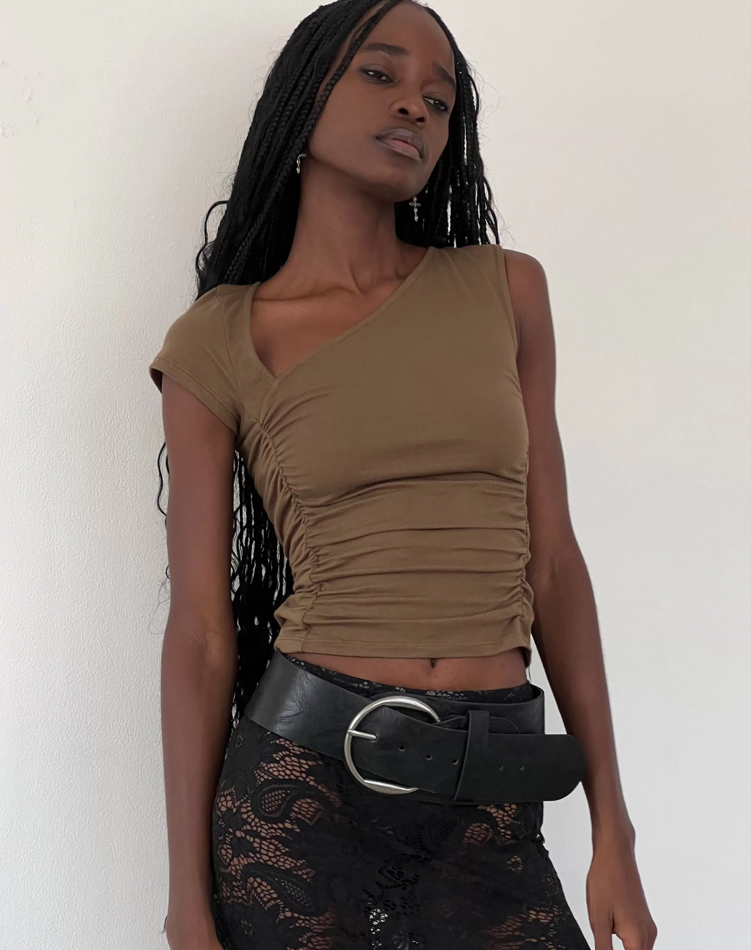 Fashion Sunhee Slash Neck Asymmetrical Top In VEST TOPS