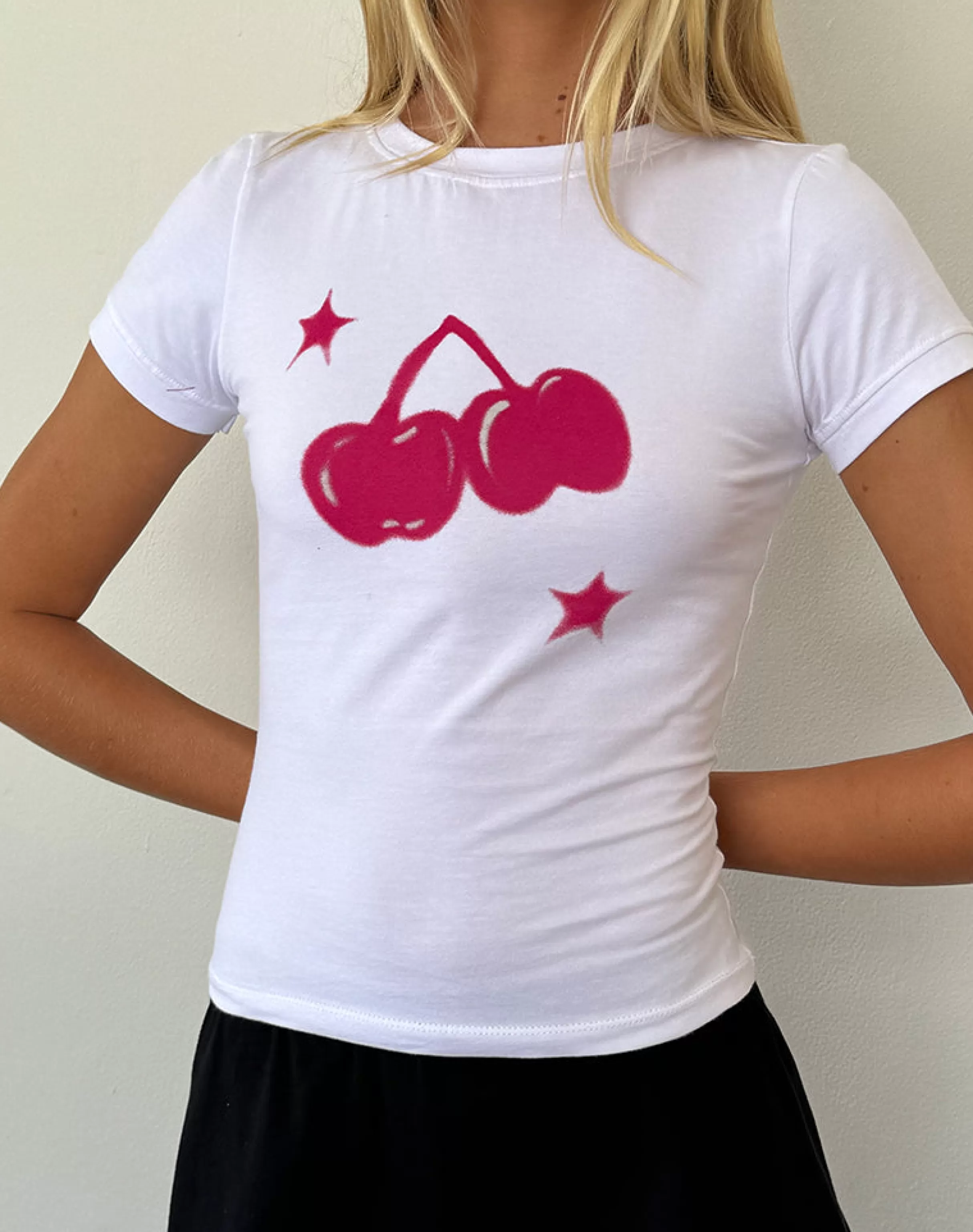 Hot Sutin Baby Tee In BISOUS | BASICS