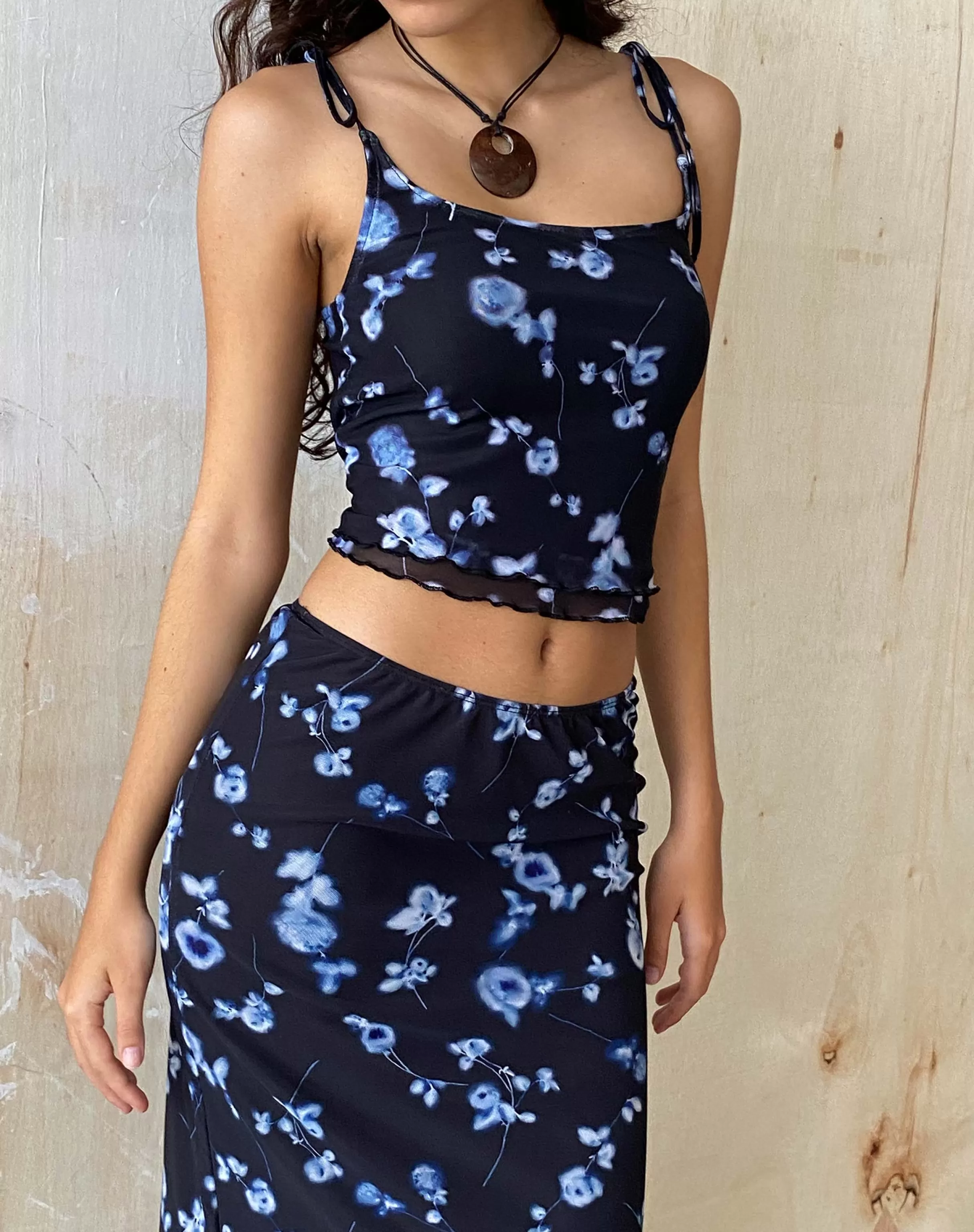 Cheap Tamari Tie Detail Mesh Vest Top In Diffused Floral Navy STRAPPY TOPS | PRINTED TOPS