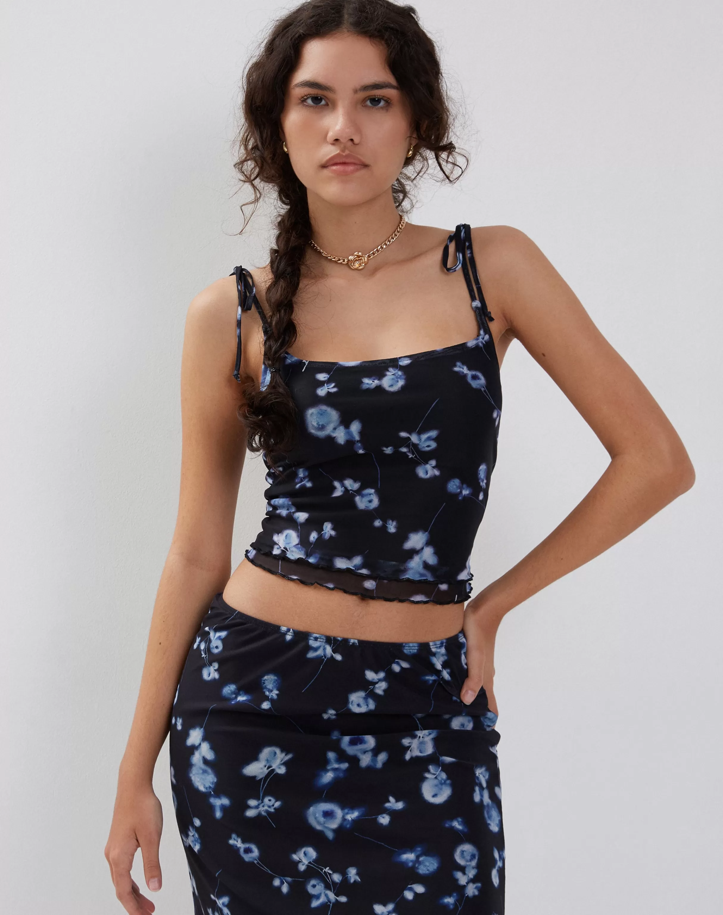 Cheap Tamari Tie Detail Mesh Vest Top In Diffused Floral Navy STRAPPY TOPS | PRINTED TOPS