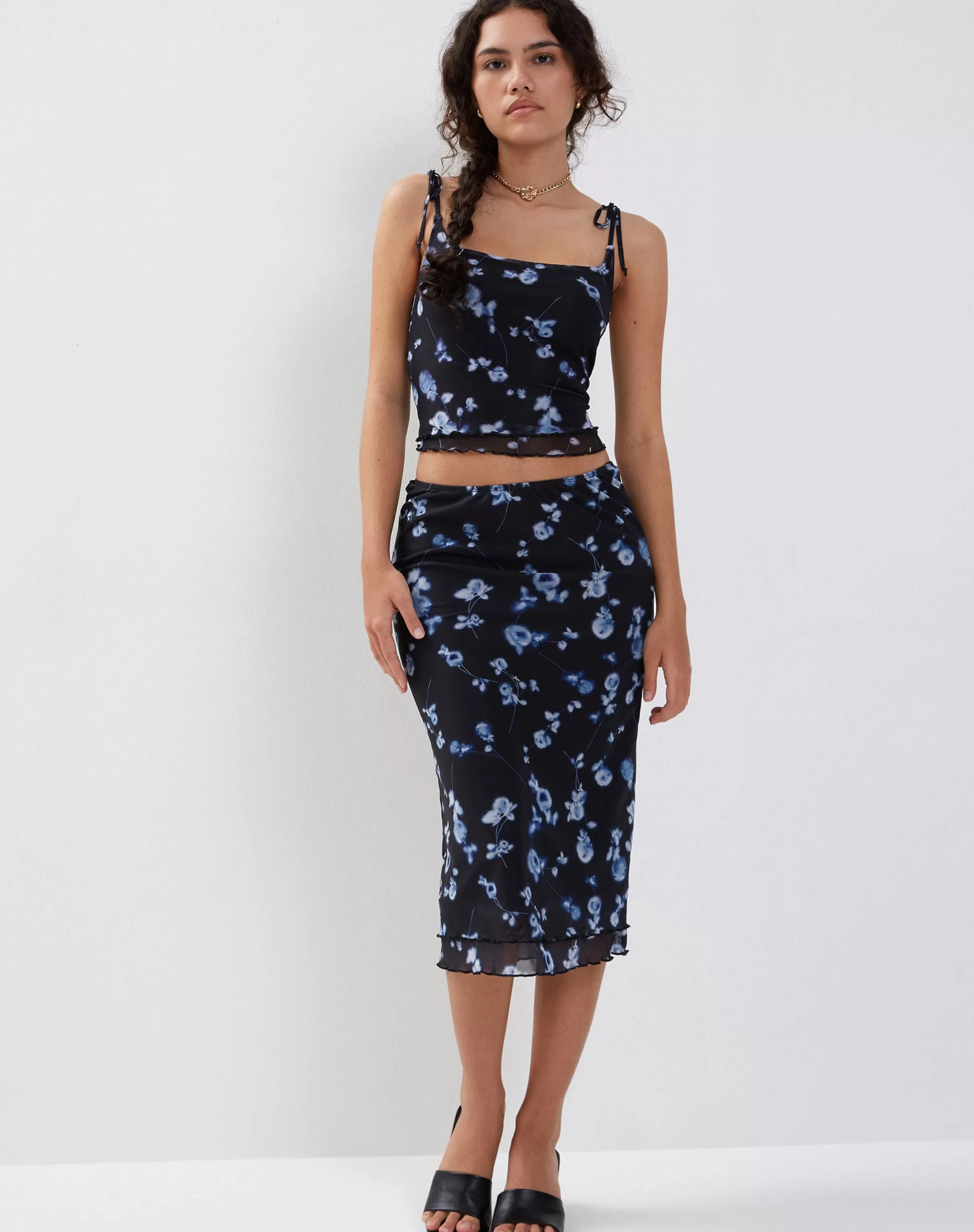 Cheap Tamari Tie Detail Mesh Vest Top In Diffused Floral Navy STRAPPY TOPS | PRINTED TOPS