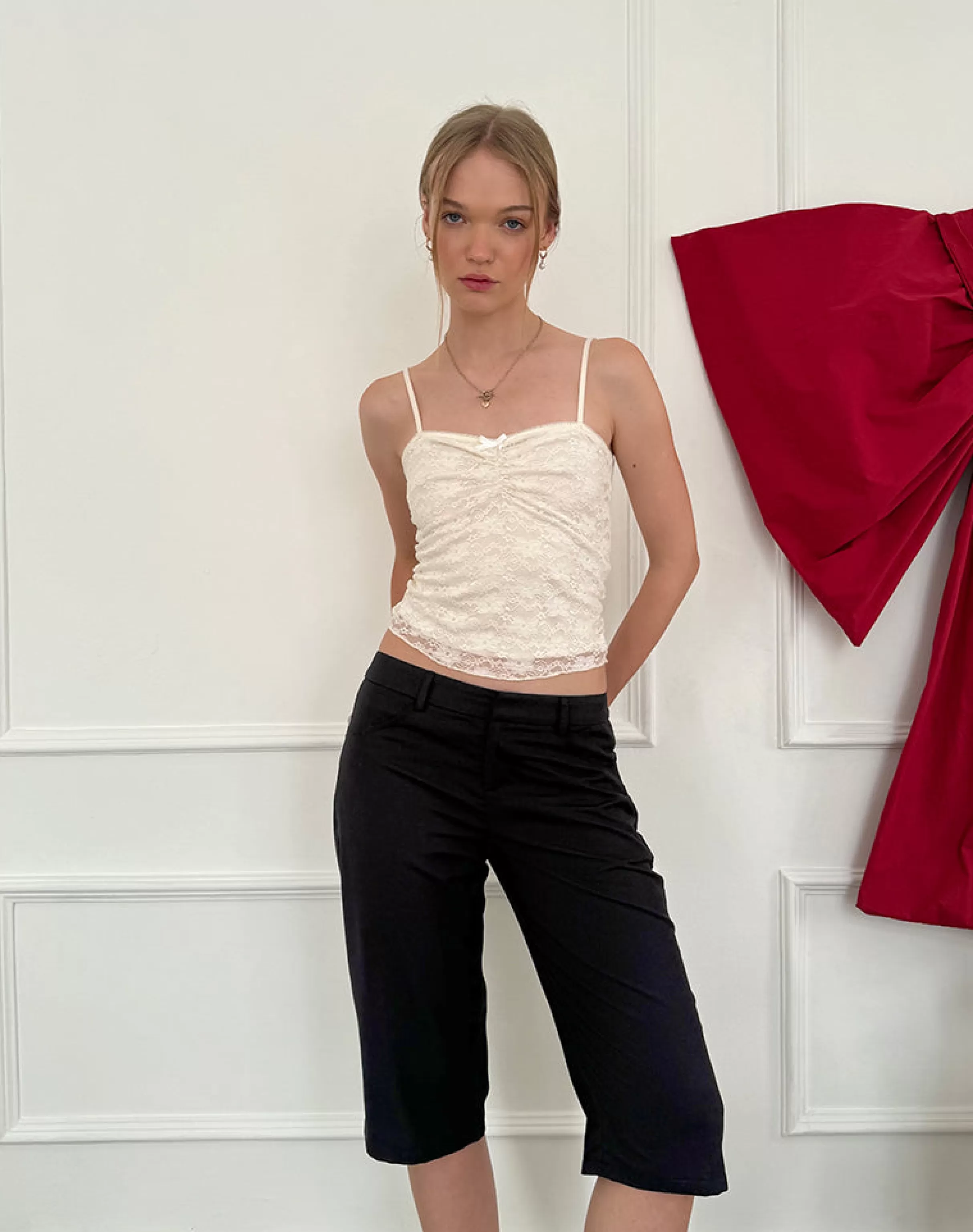 Flash Sale Tuni Capri Trousers In TAILORING | TAILORED TROUSERS