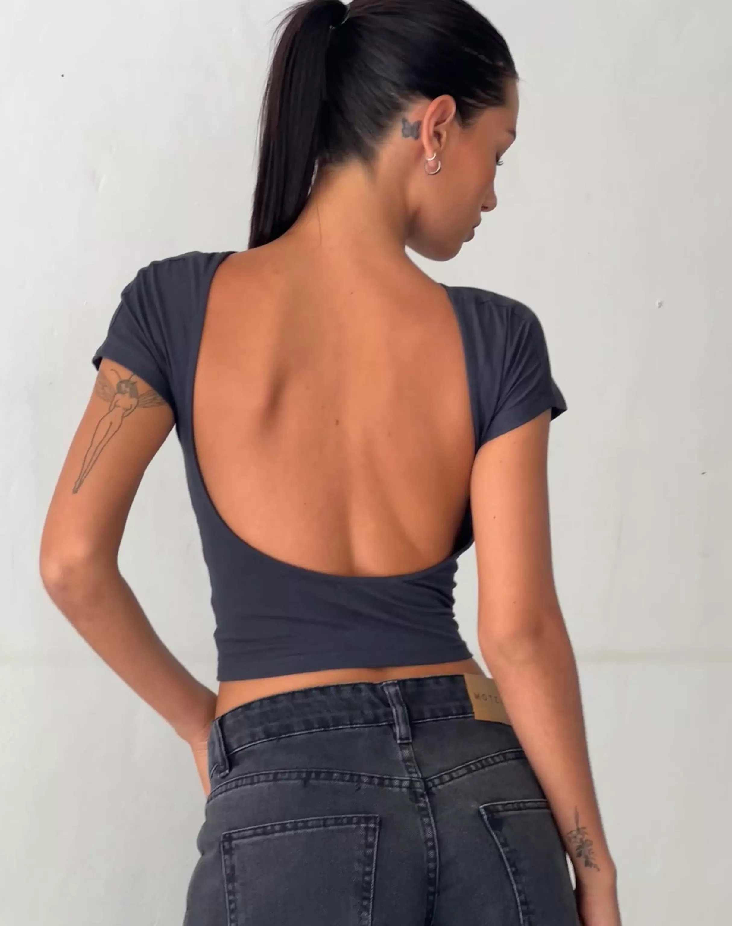 Best Sale Xiwang Crop Top In BASICS | TEES