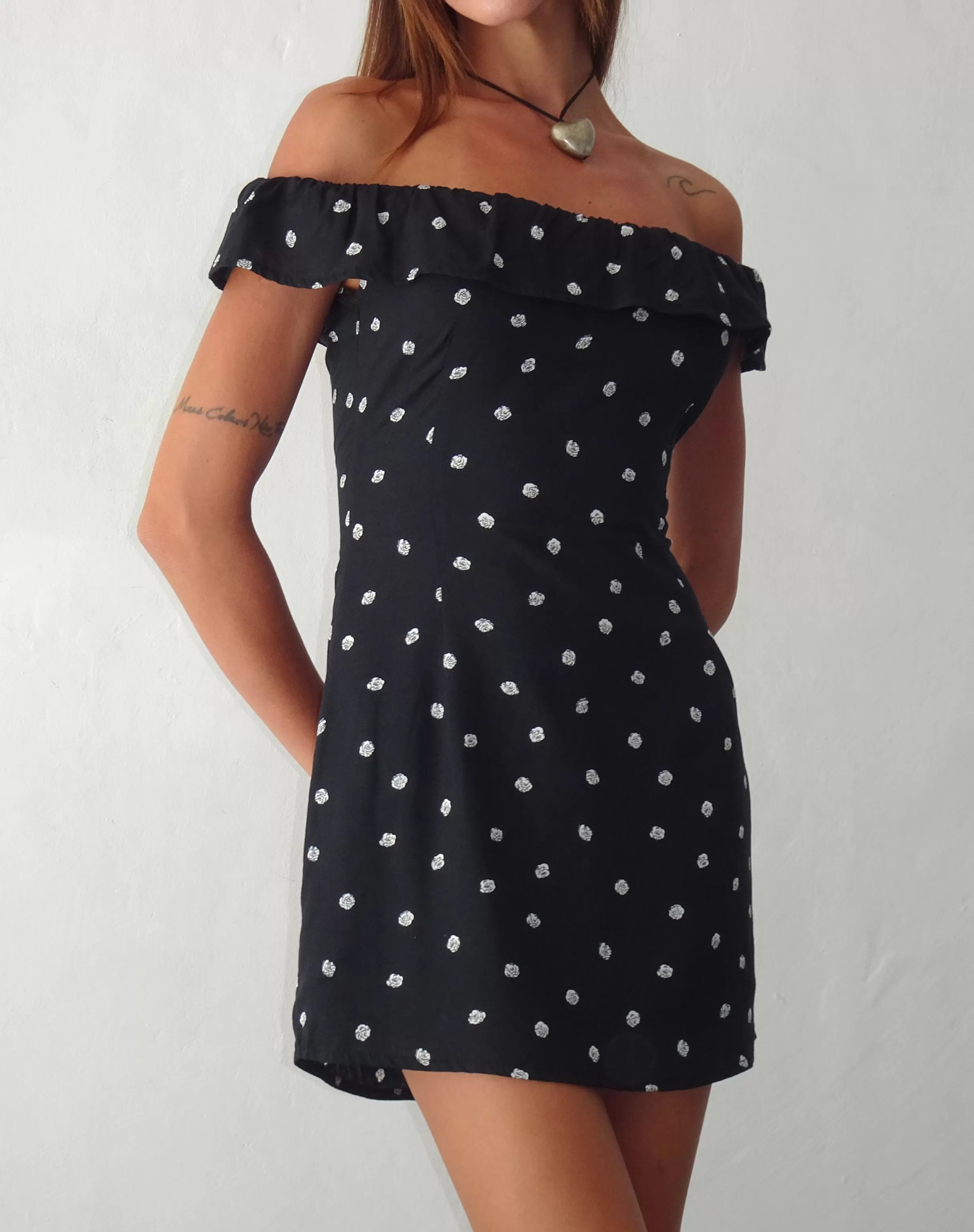 Store Yudia Bardot Mini Dress In Ditsy Rose Black PRINTED DRESSES
